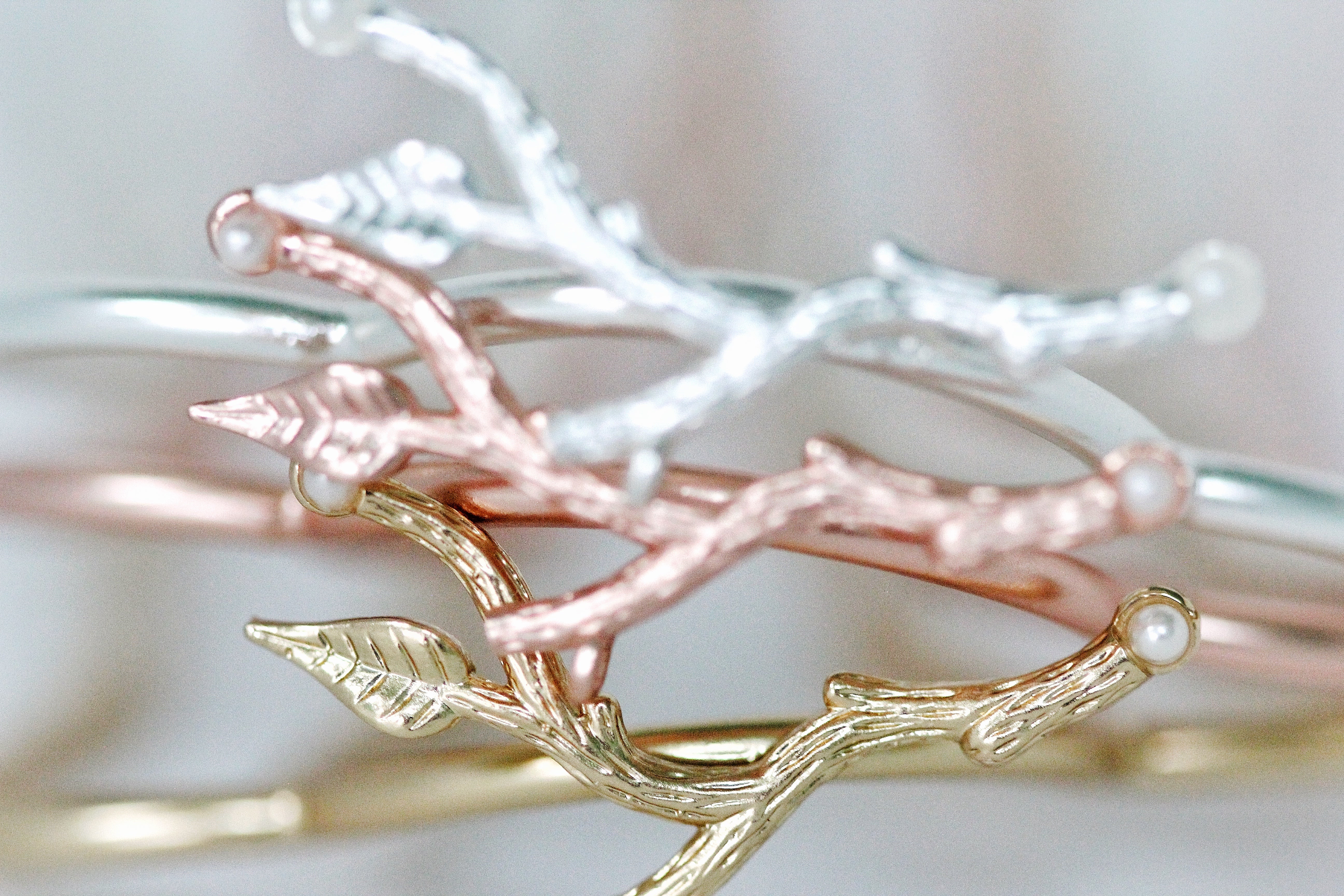 Tiny Branch & Seed Pearls Hair Prong