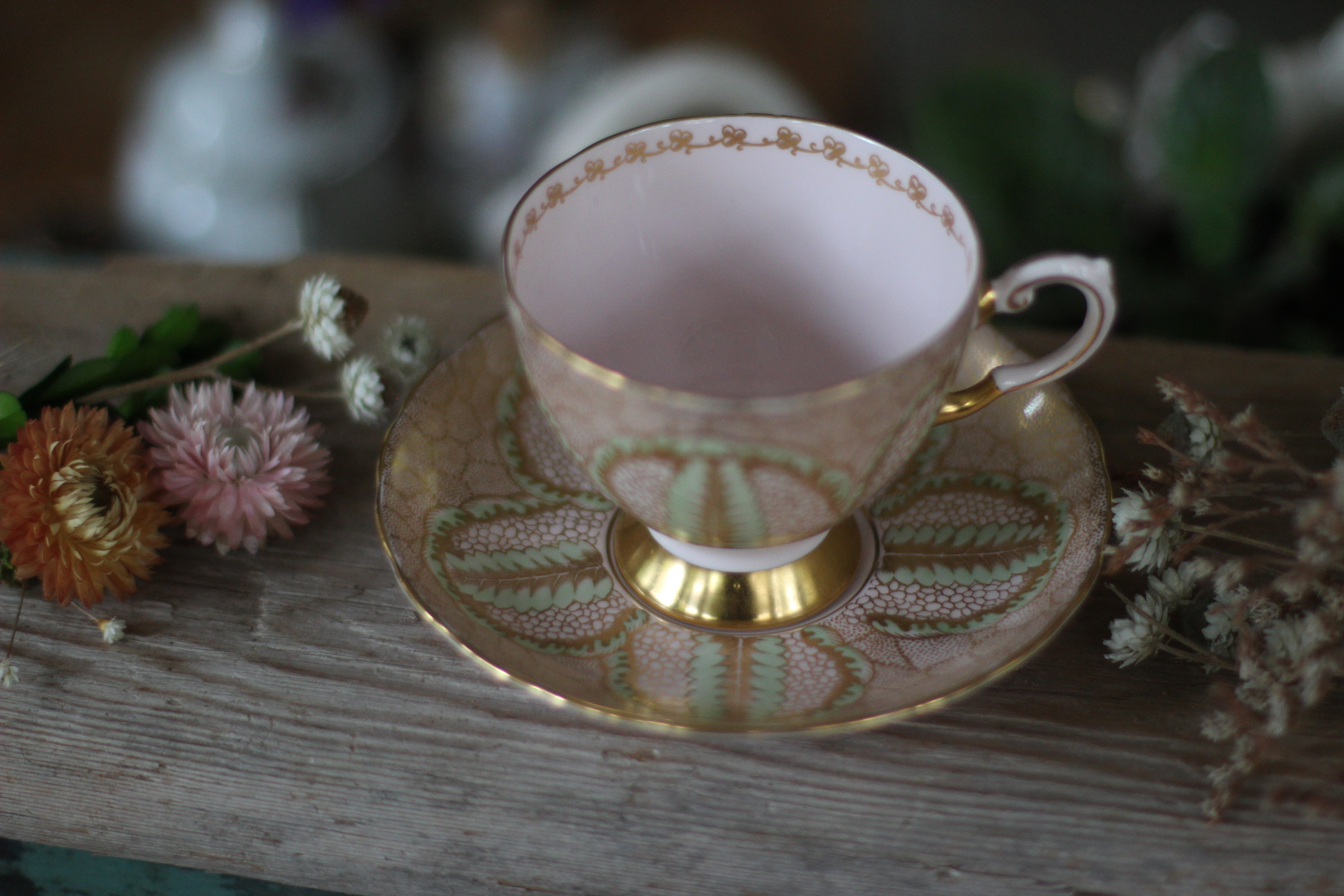 Vintage Pink Gold Mint Tuscan Tea Cup Set