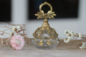 Antique Floral Topper & Collar Perfume Bottle