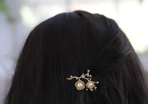 Discounted * Hibiscus Flowers Pearls & Crystals Barrette