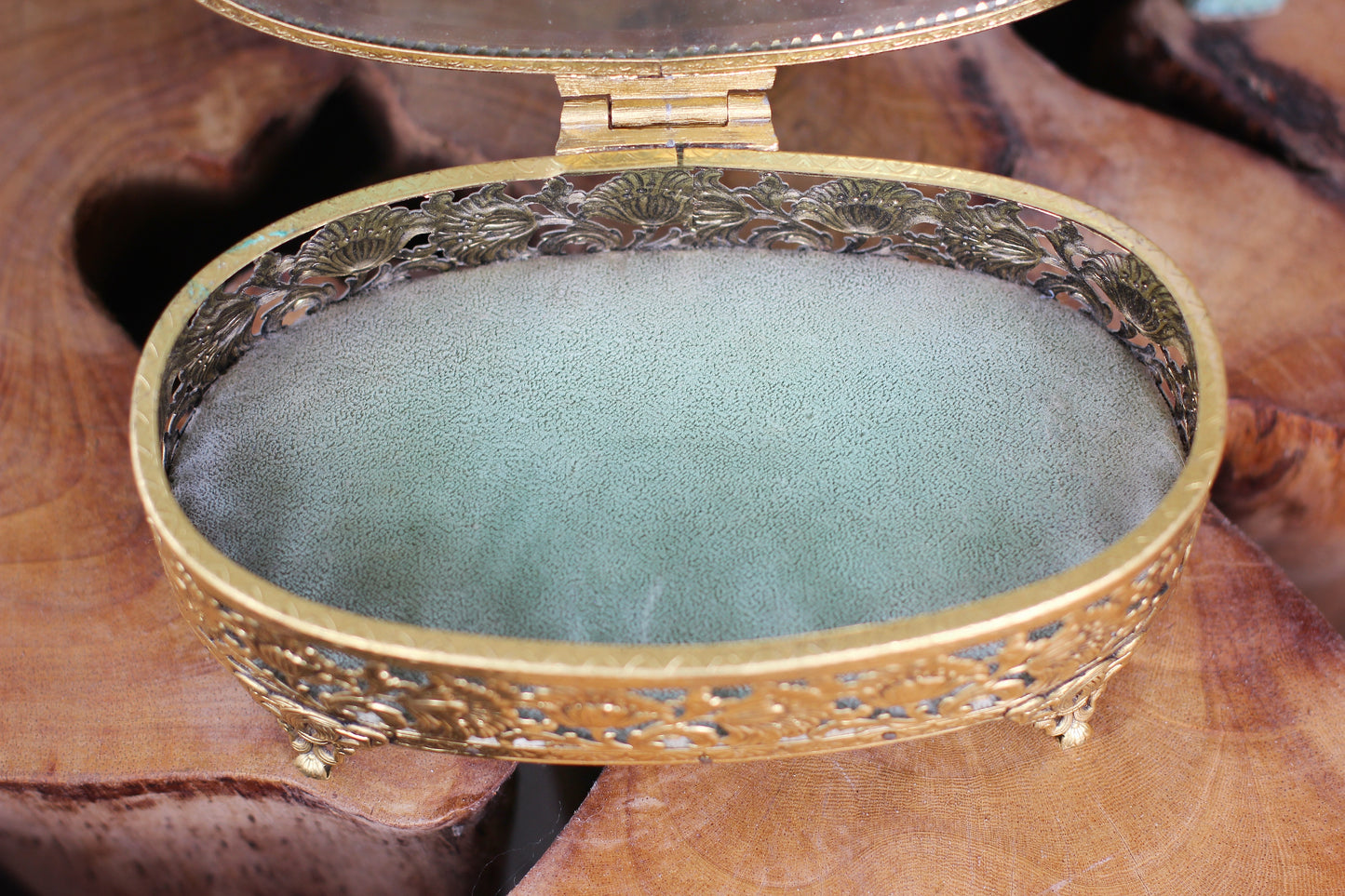 Antique Turquoise Oval Floral Dogwood Jewelry Box