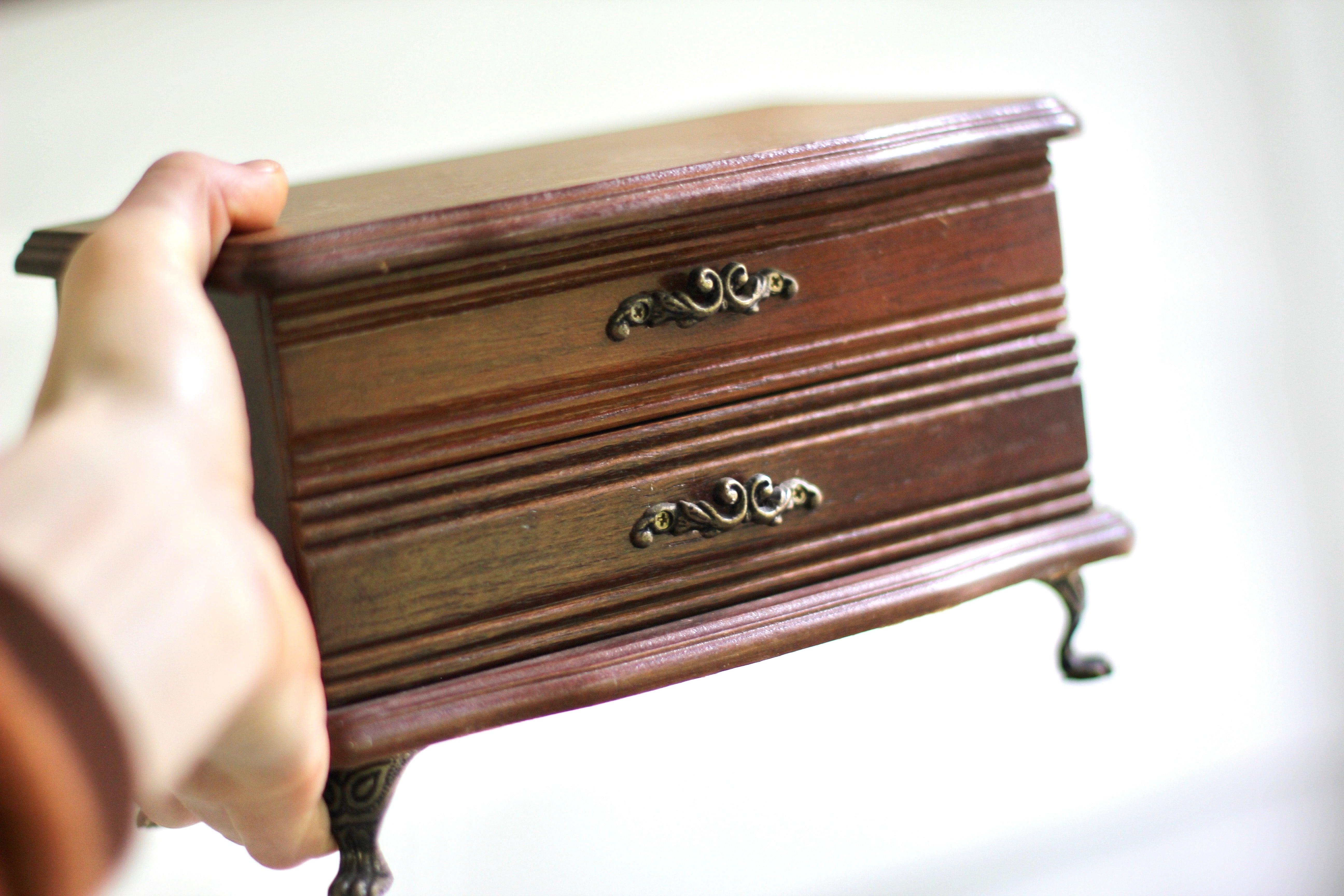 Antique Wood Lion Claw Feet Jewelry Box