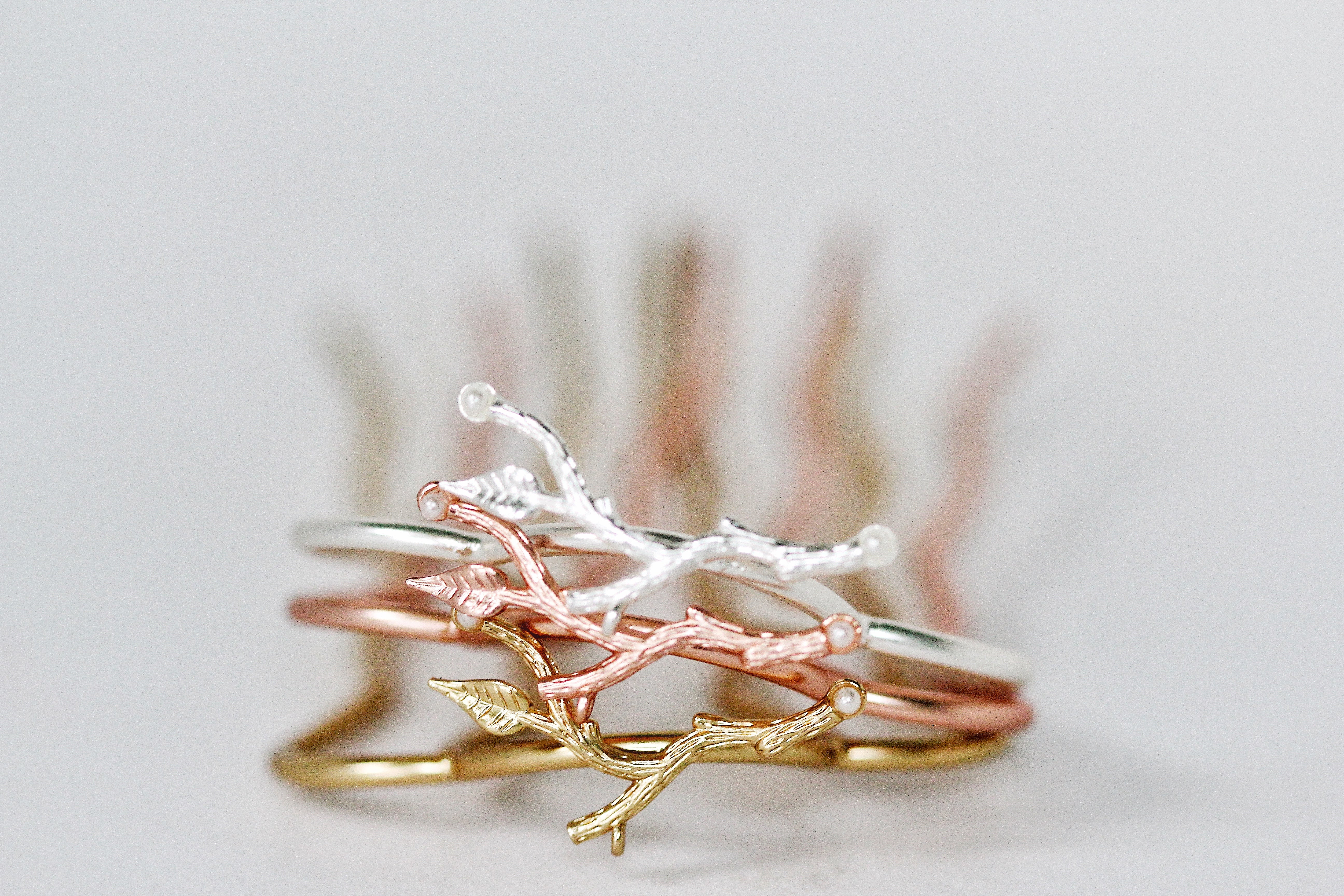 Tiny Branch & Seed Pearls Hair Prong