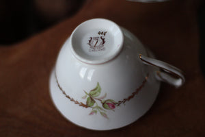 Vintage Flowers Paragon & Collingwood Mix Tea Cup Set