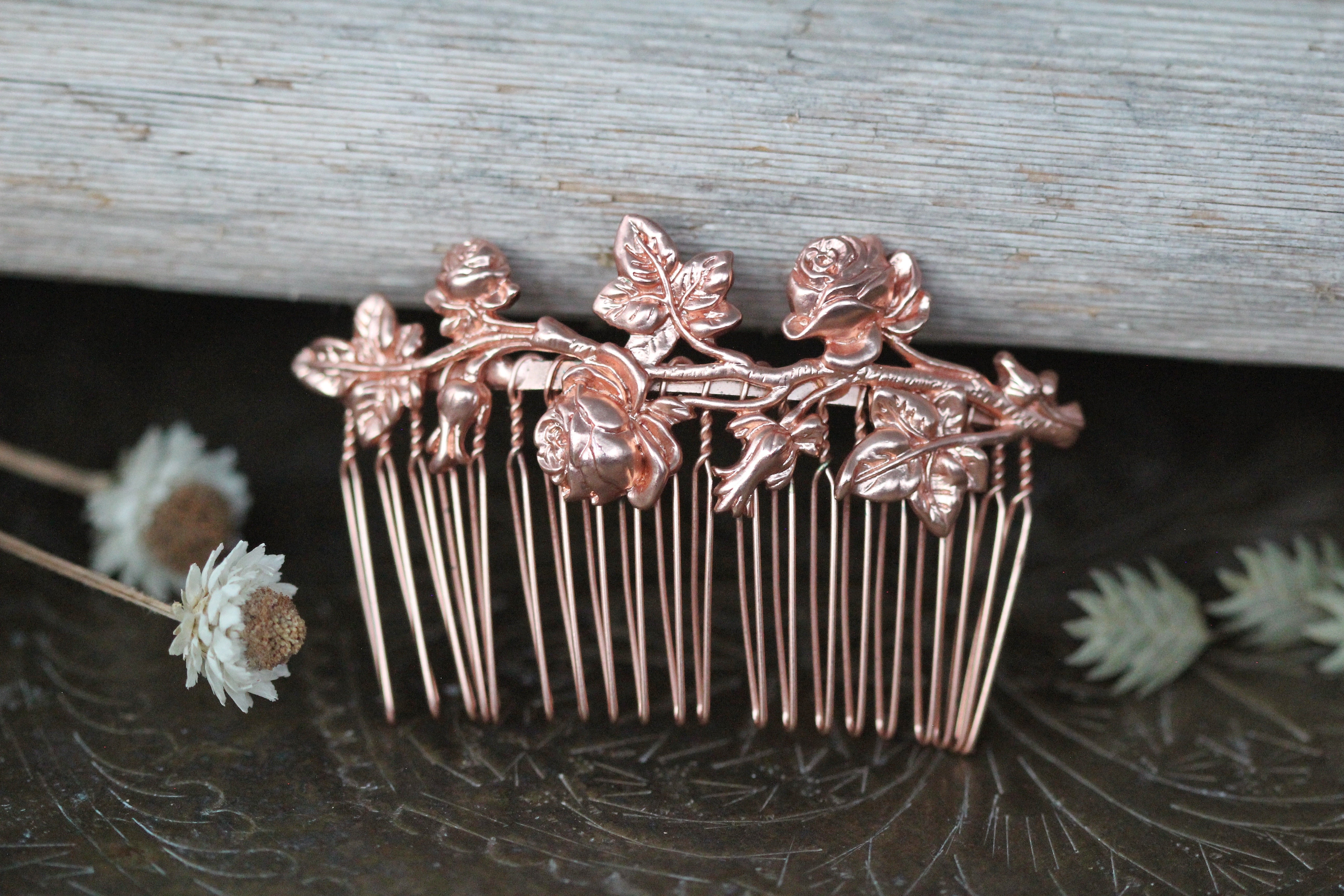 Preorder * Roses Comb