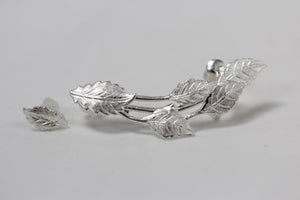 Preorder* Ivy Ear Cuff