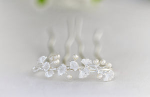 Ginkgo Leaves & Pearls Hair Prong