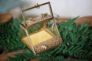 Antique Doves & Angeles Jewelry Box