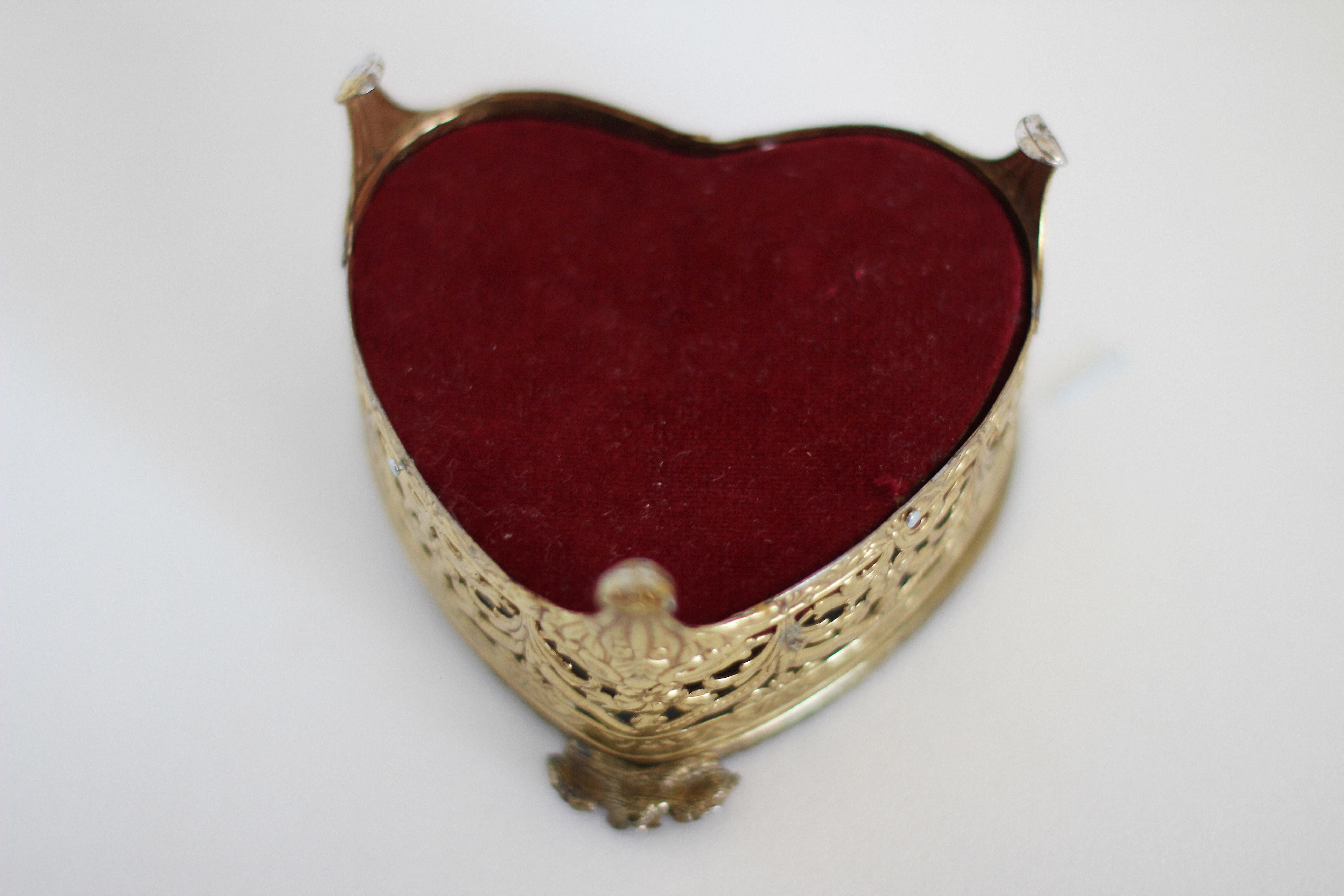 Antique Matson Heart Shaped Filigree Jewelry Box