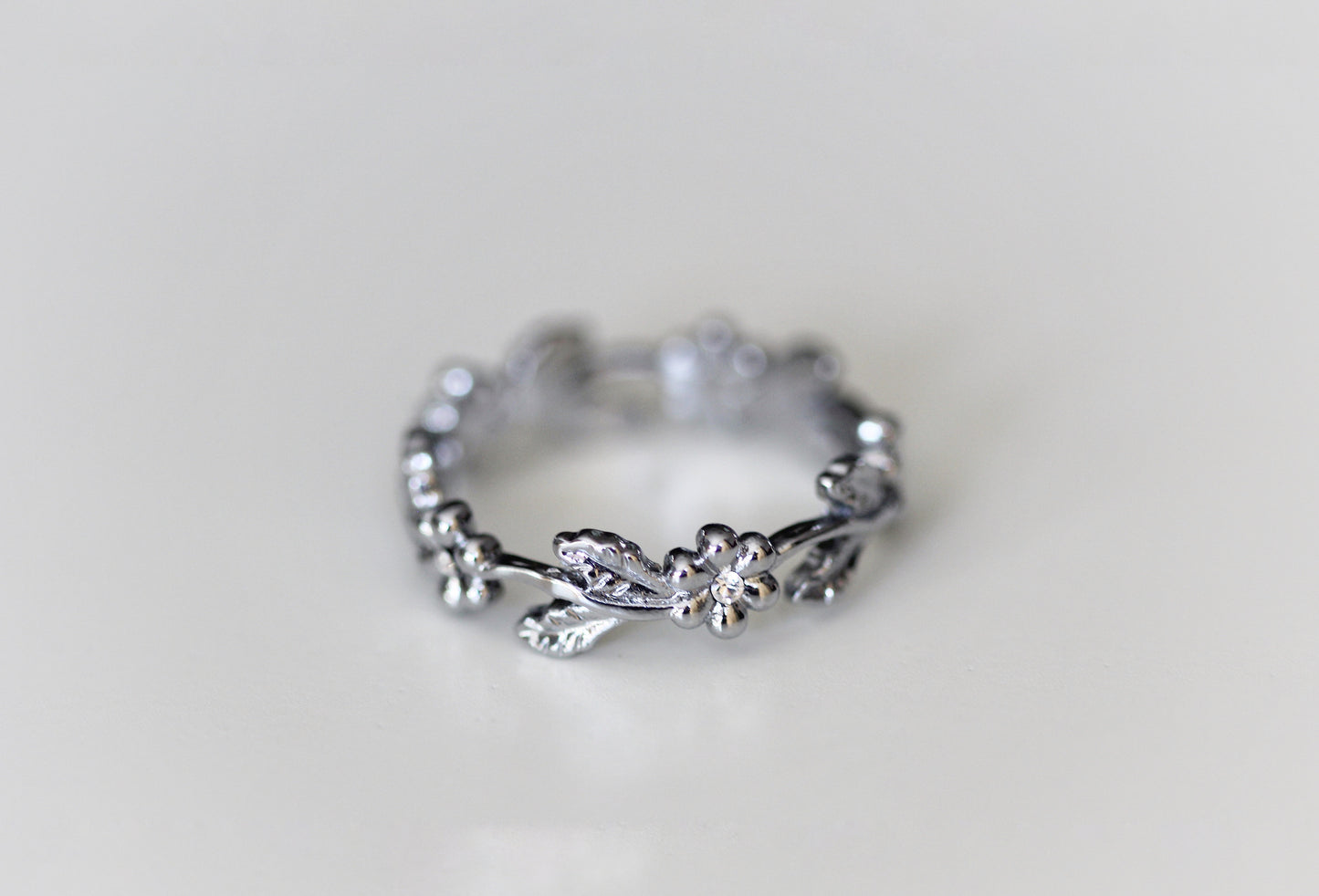Made to Order * Robin Ring / size 6