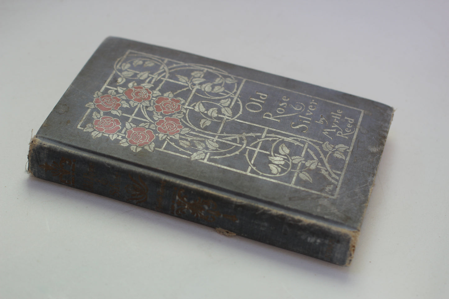 Antique Book Old Rose & Silver, Myrtle Reed, 1909, Hardback.