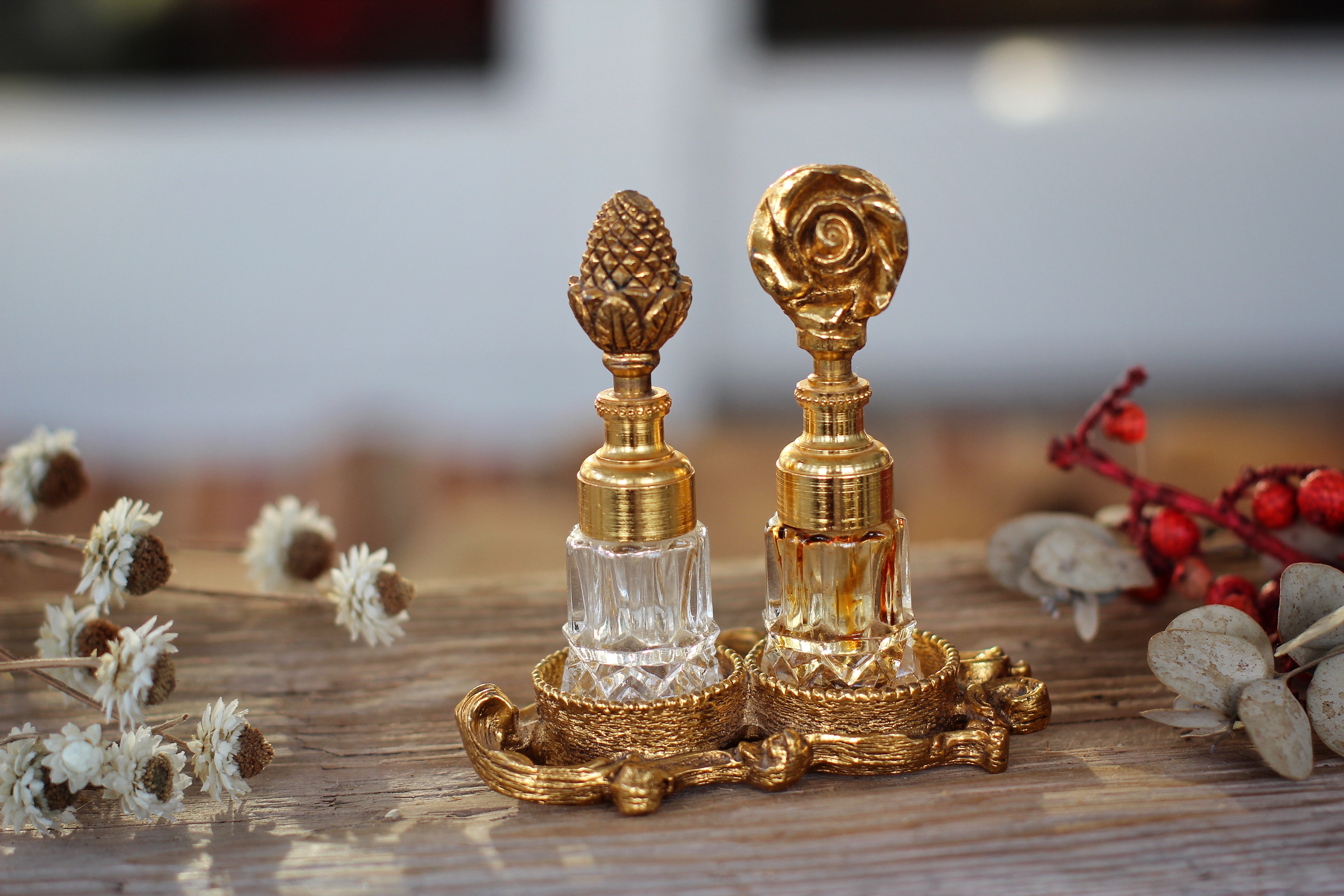 Antique Nature Inspired Perfume Bottles Set With Base