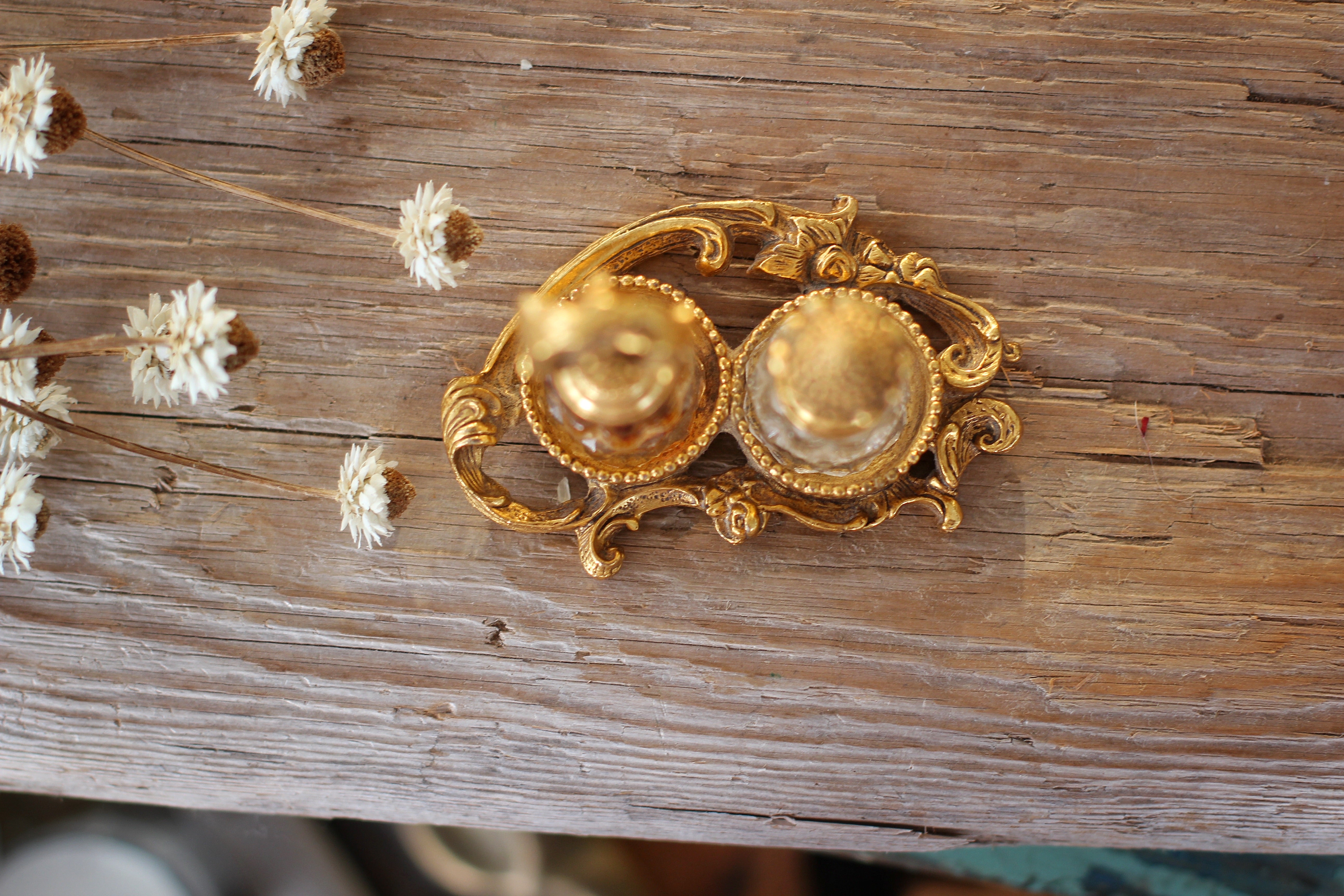 Antique Nature Inspired Perfume Bottles Set With Base