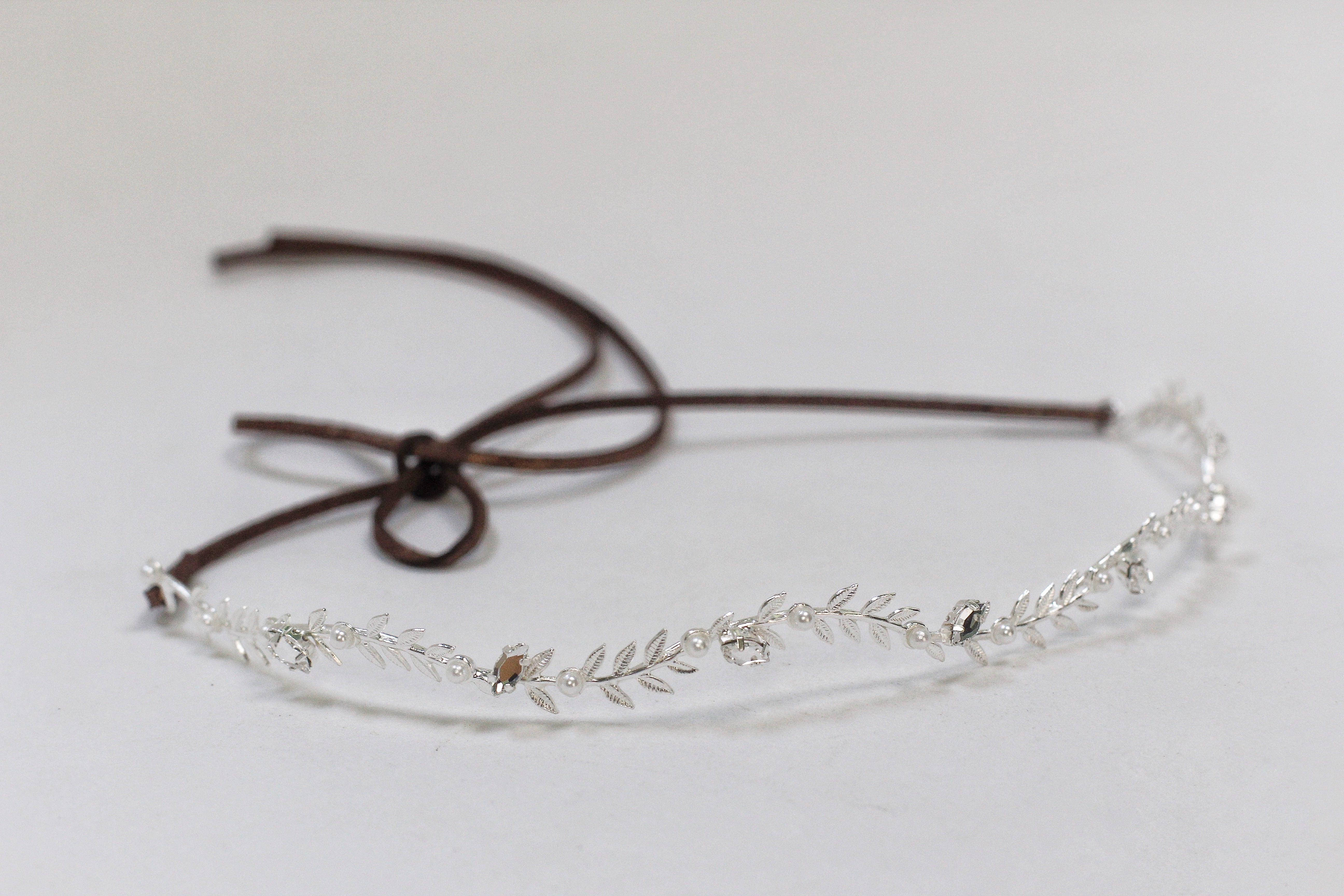 Preorder*** Juliette Leaves, Pearls & Crystals Wreath