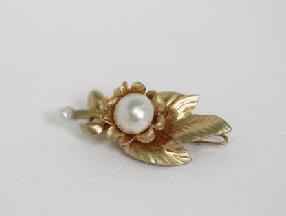Tiny Floral Pearl Barrette