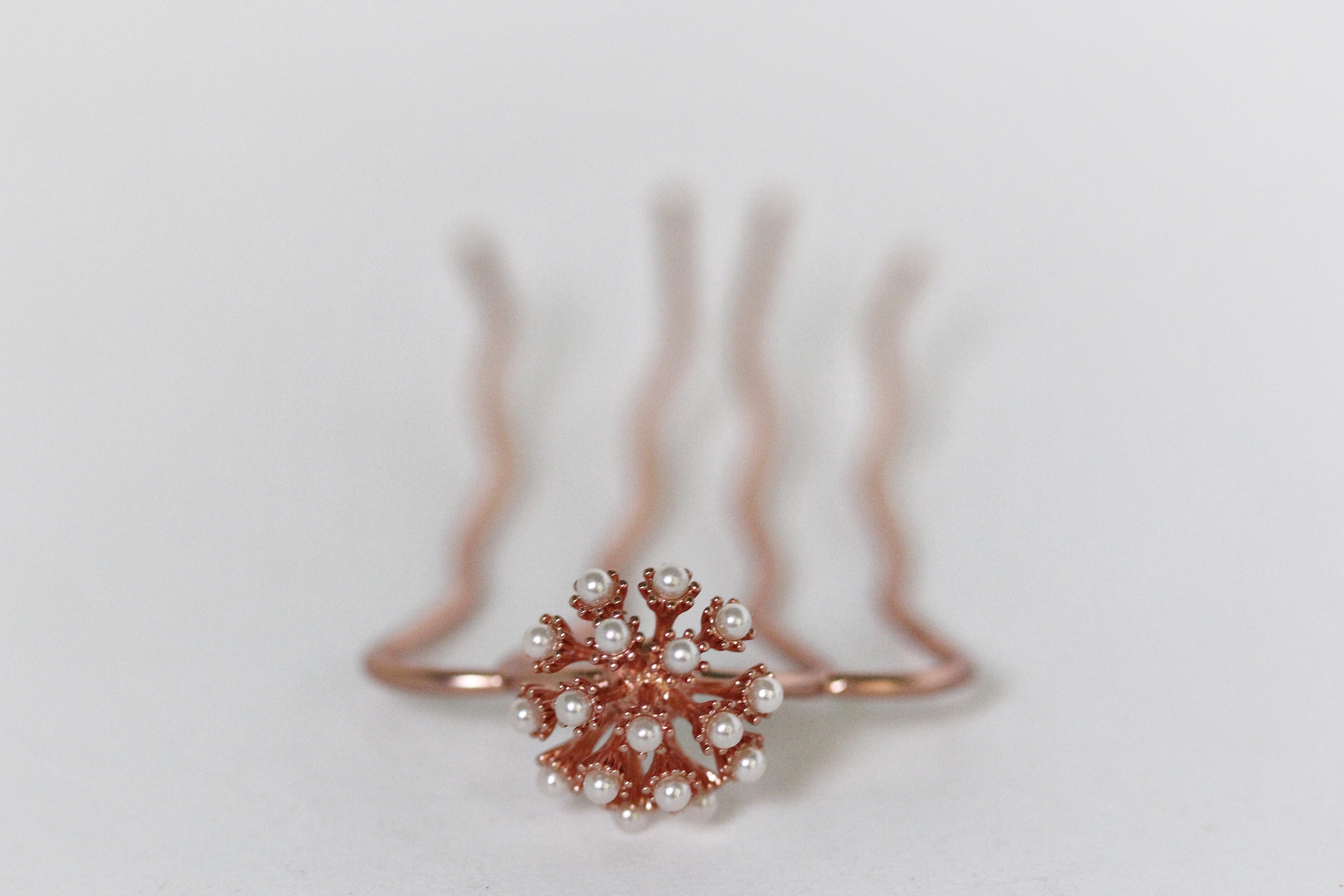 Dandelion Pearls Cluster Hair Prong
