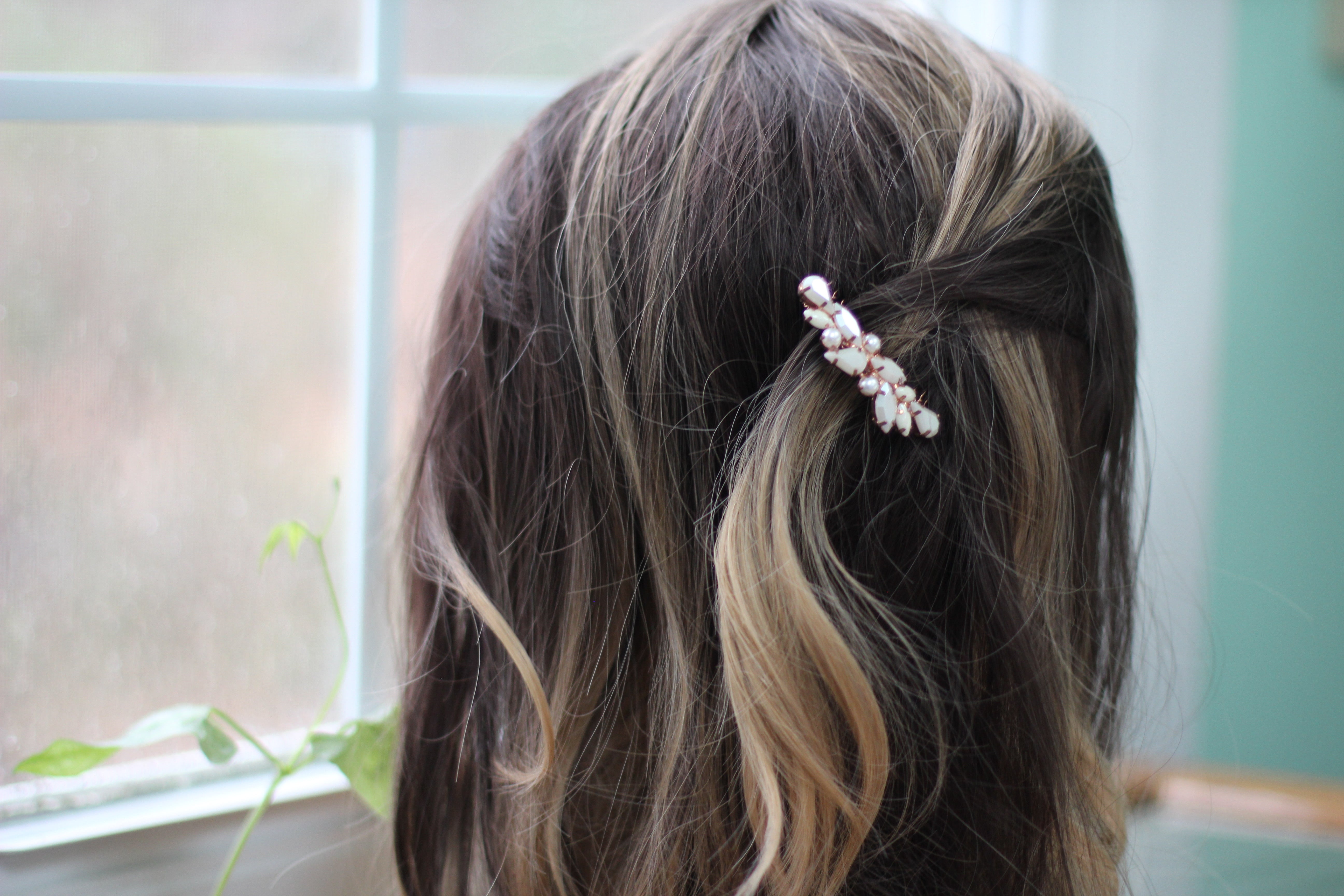 Preorder* Pearls Cluster Hair Comb