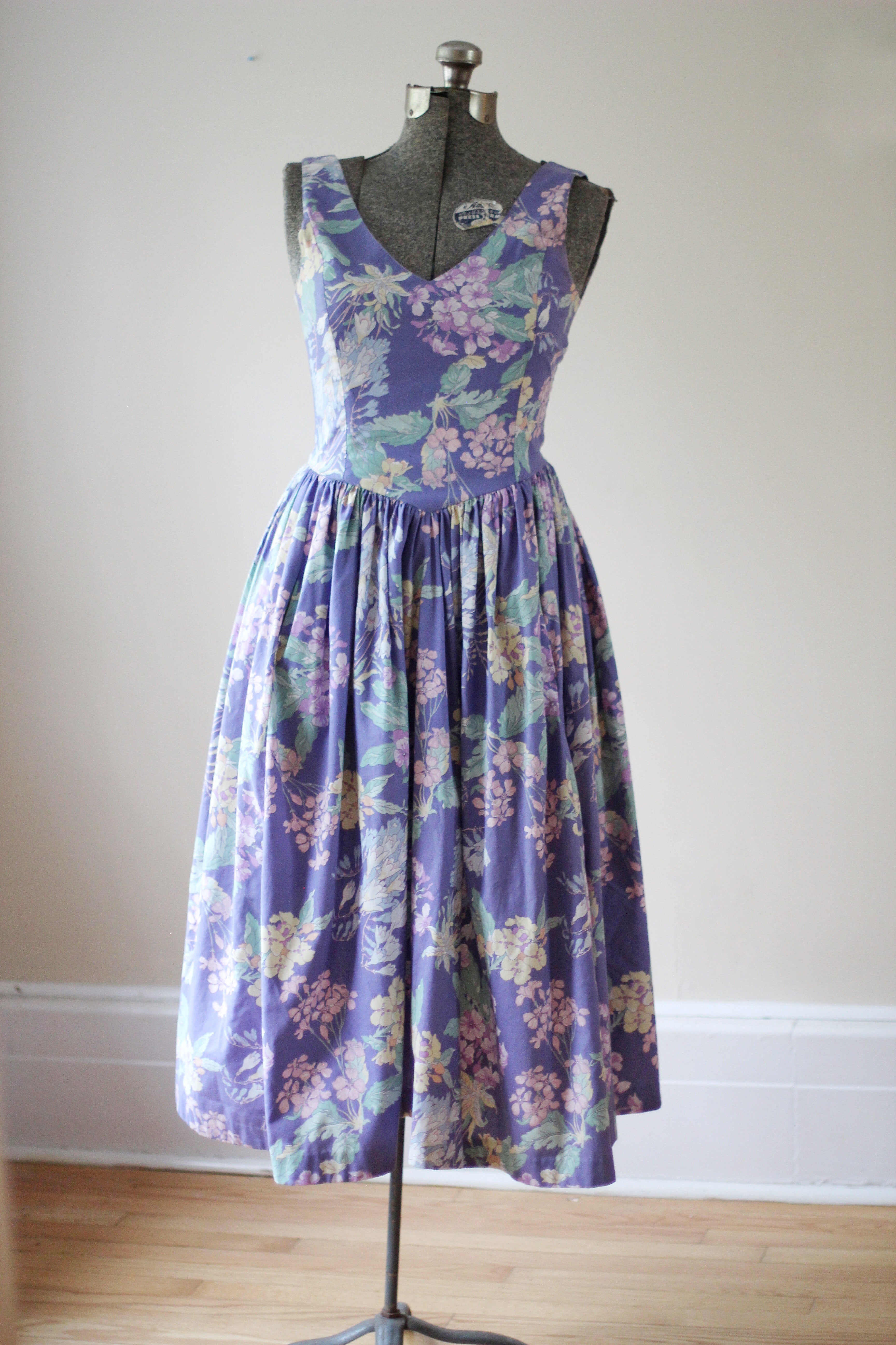 Vintage Hydrangea Floral Purple Laura Ashley Dress