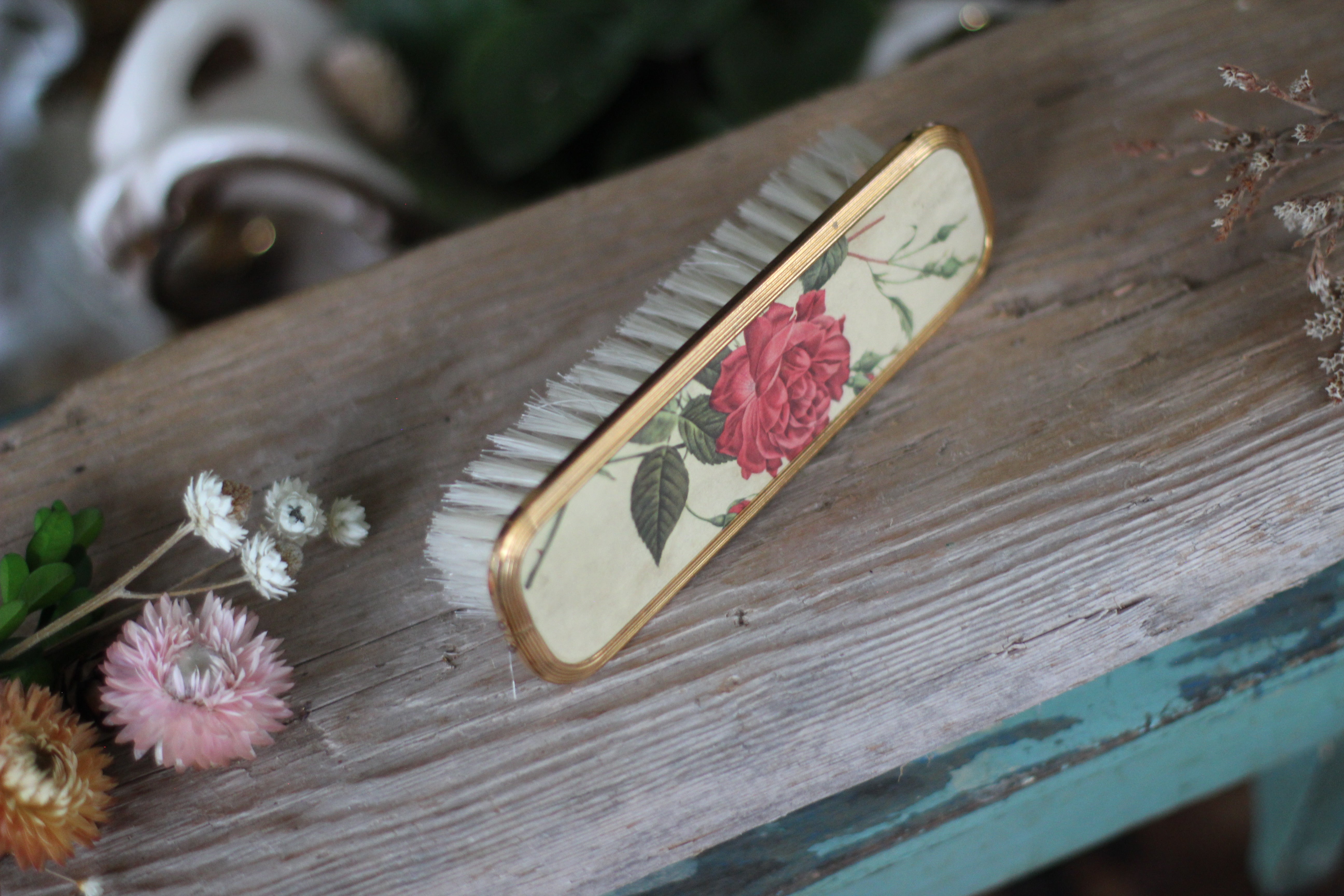 Antique Floral Rose Rectangular Hair Brush