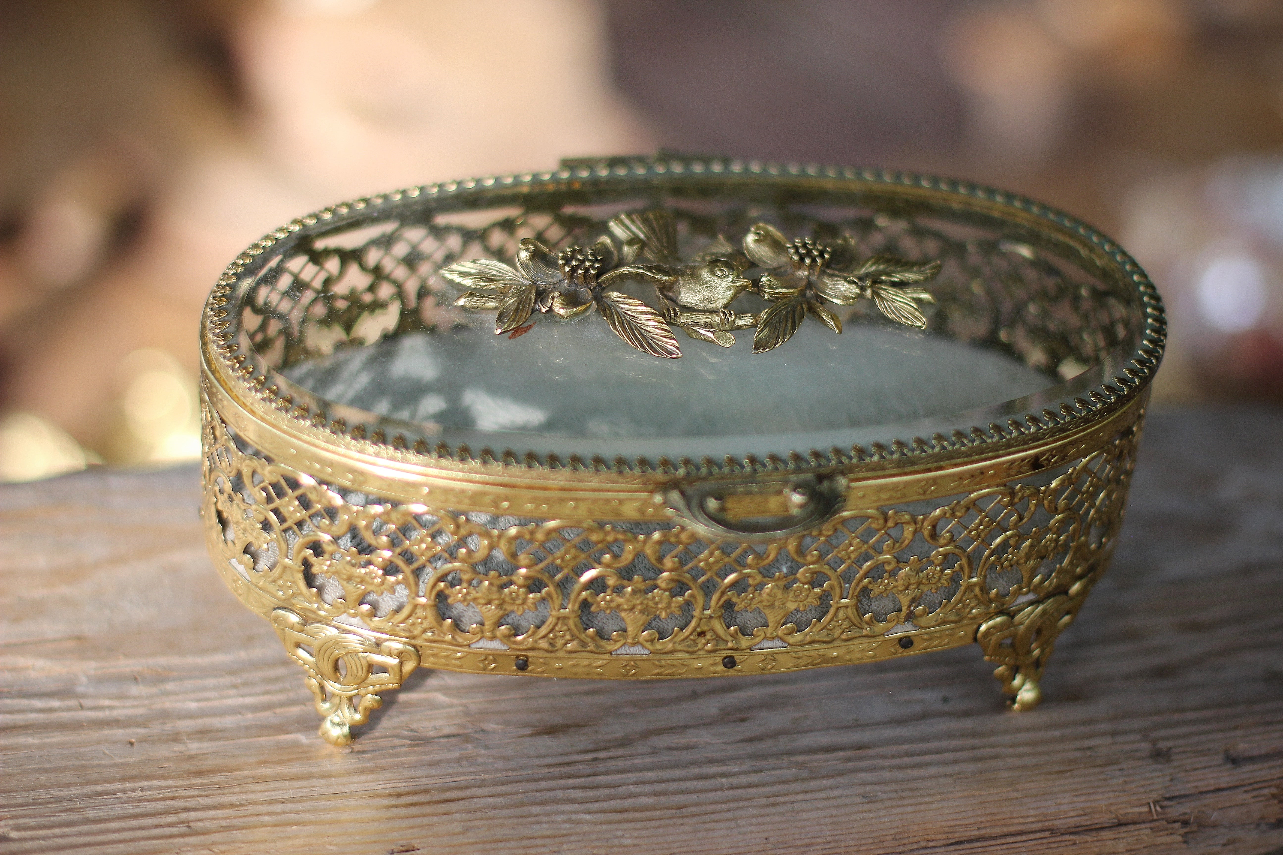 Antique Turquoise Oval Birds & dogwood Jewelry Box
