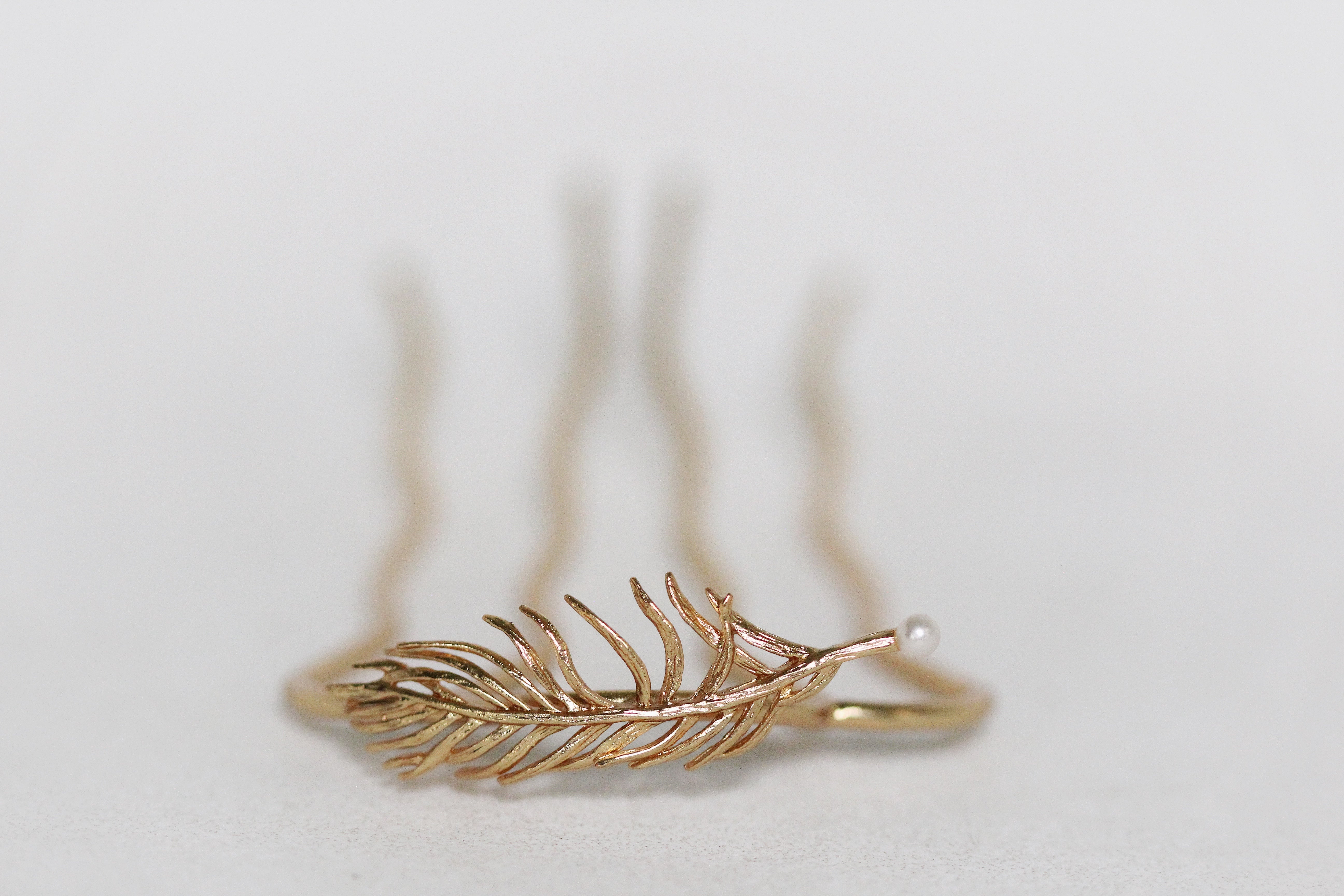 Tiny Feather Hair Prong