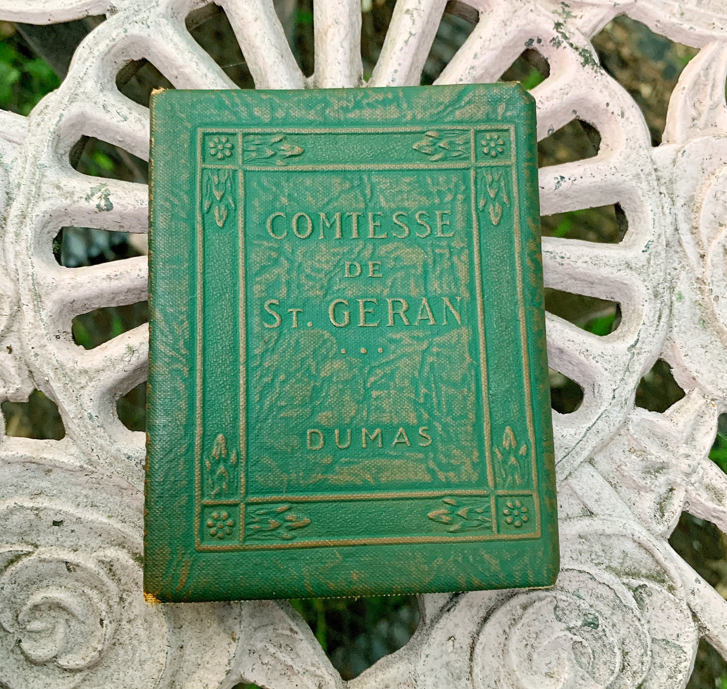 Antique Miniature Comtesse De ST. Geran by Dumas Leather Bound