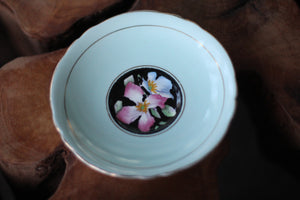 Vintage Flowers Paragon & Collingwood Mix Tea Cup Set