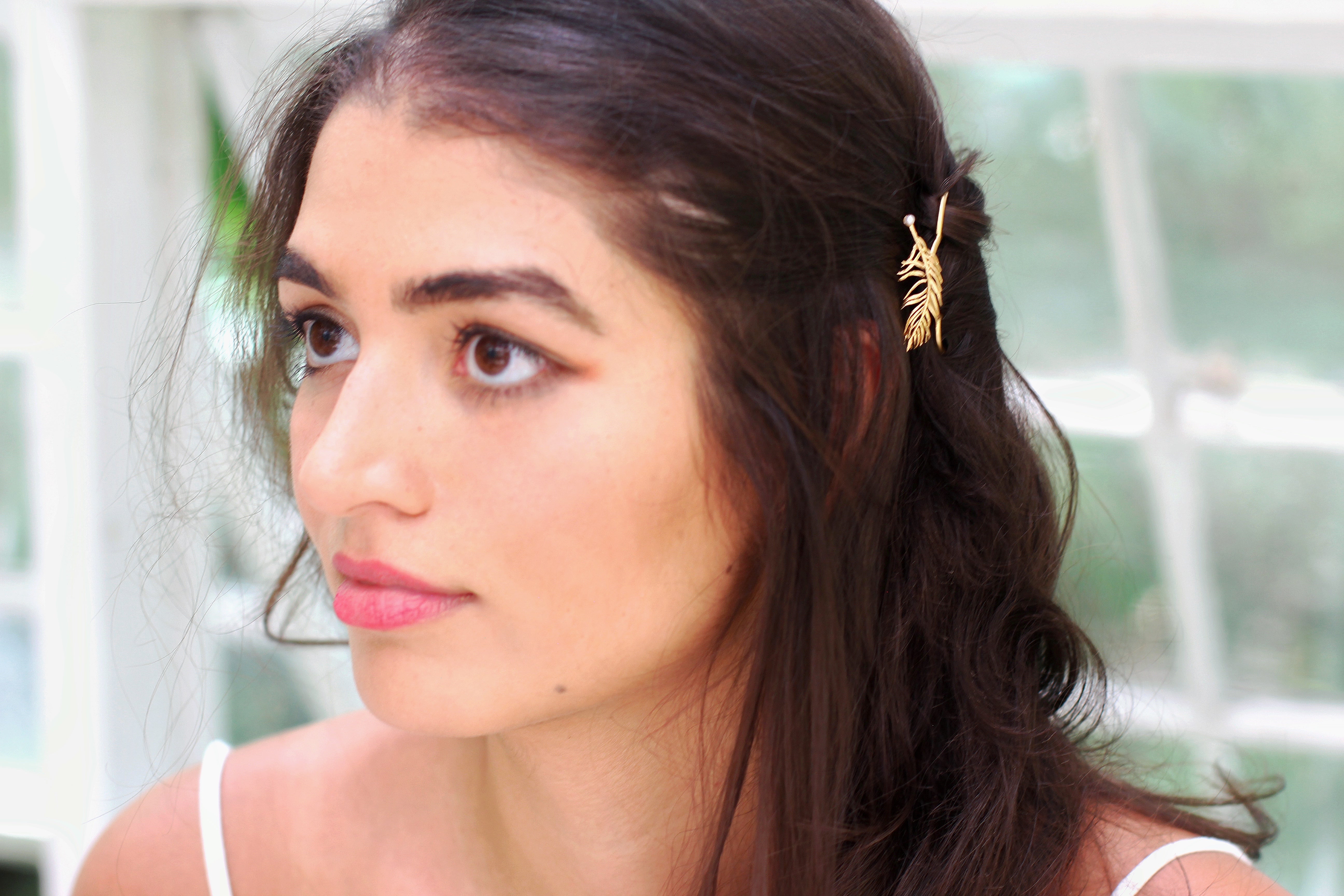 Tiny Feather Hair Prong