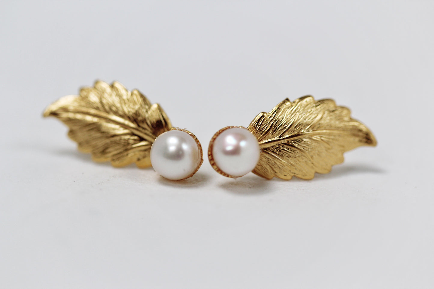 Preorder* Fall Pearls Leaves Stud Earrings