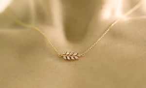 Full Crystals Leaf Necklace