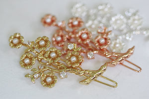 Flowers Valley Pearls & Crystals Barrette