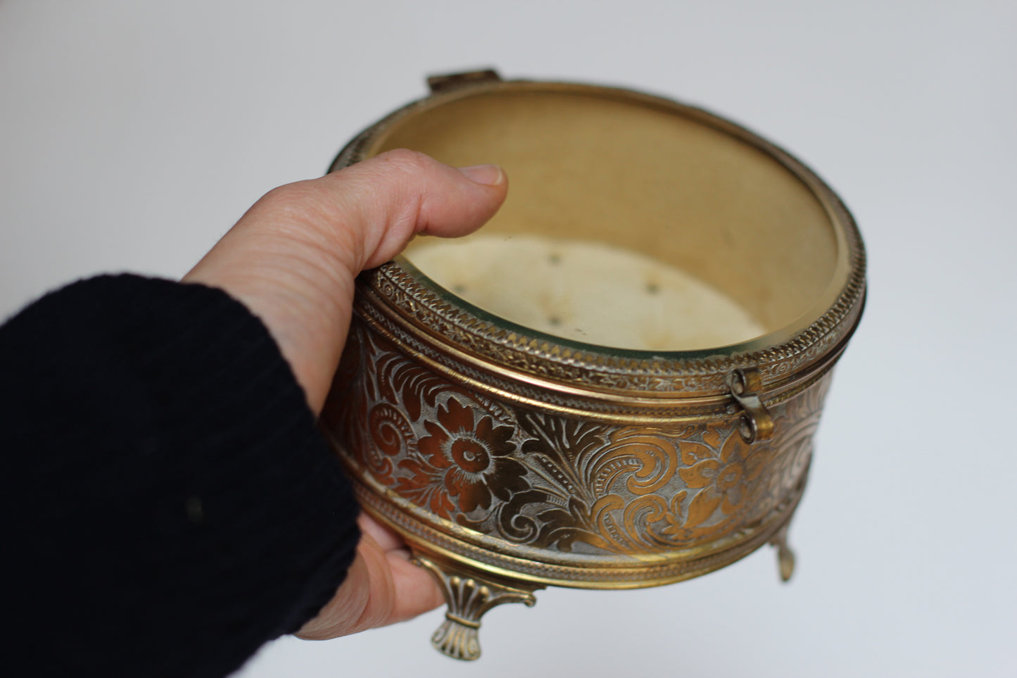 Antique Rounded Footed Jewelry Box