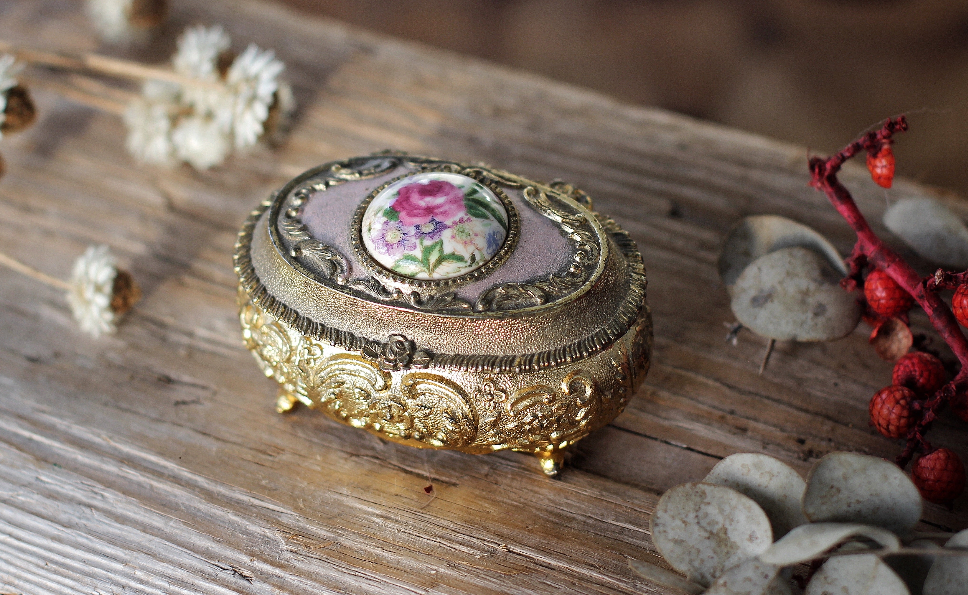 Antique Bronze Floral Jewelry Box