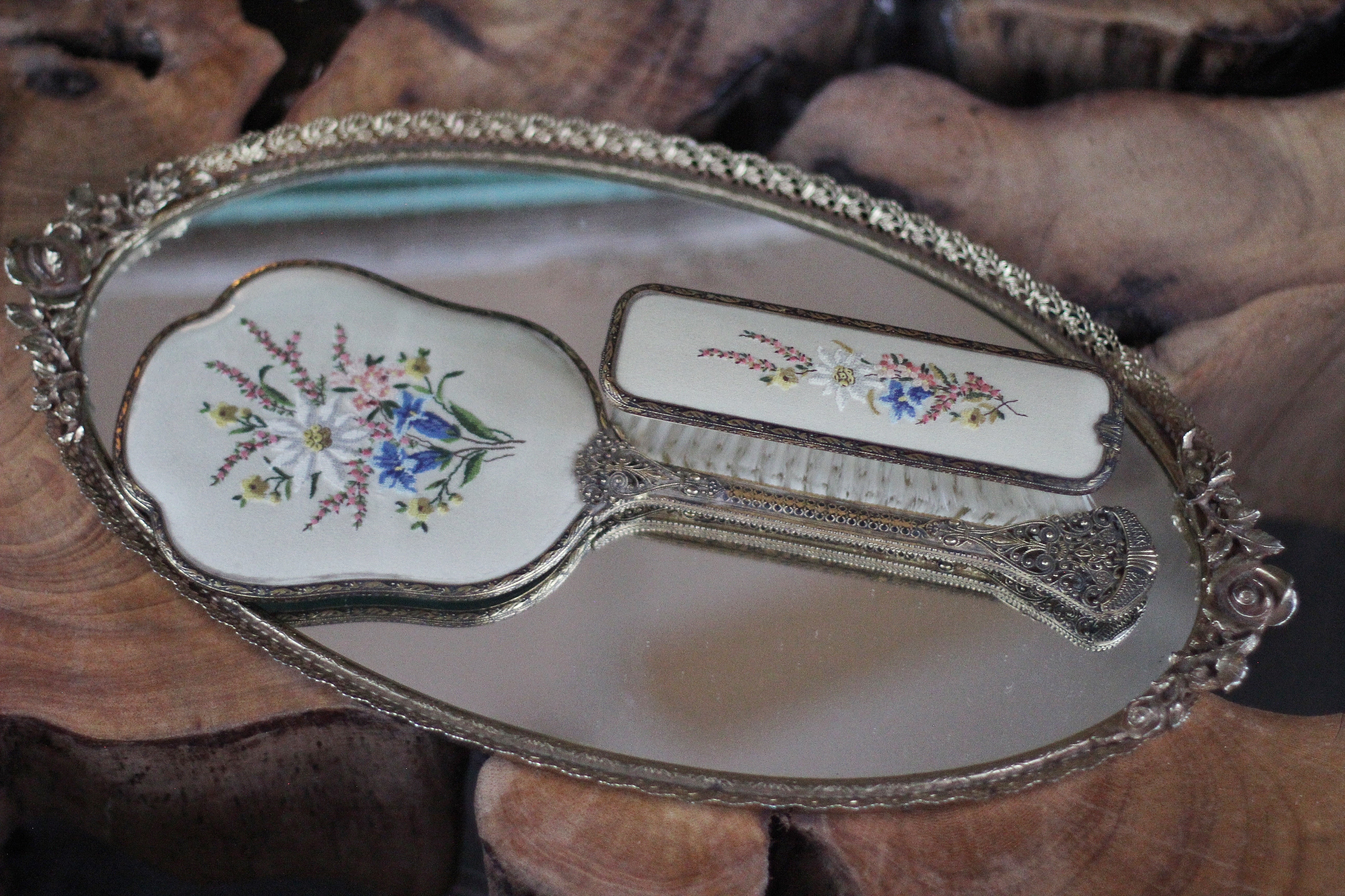 Blooming Roses Antique Mirror Tray