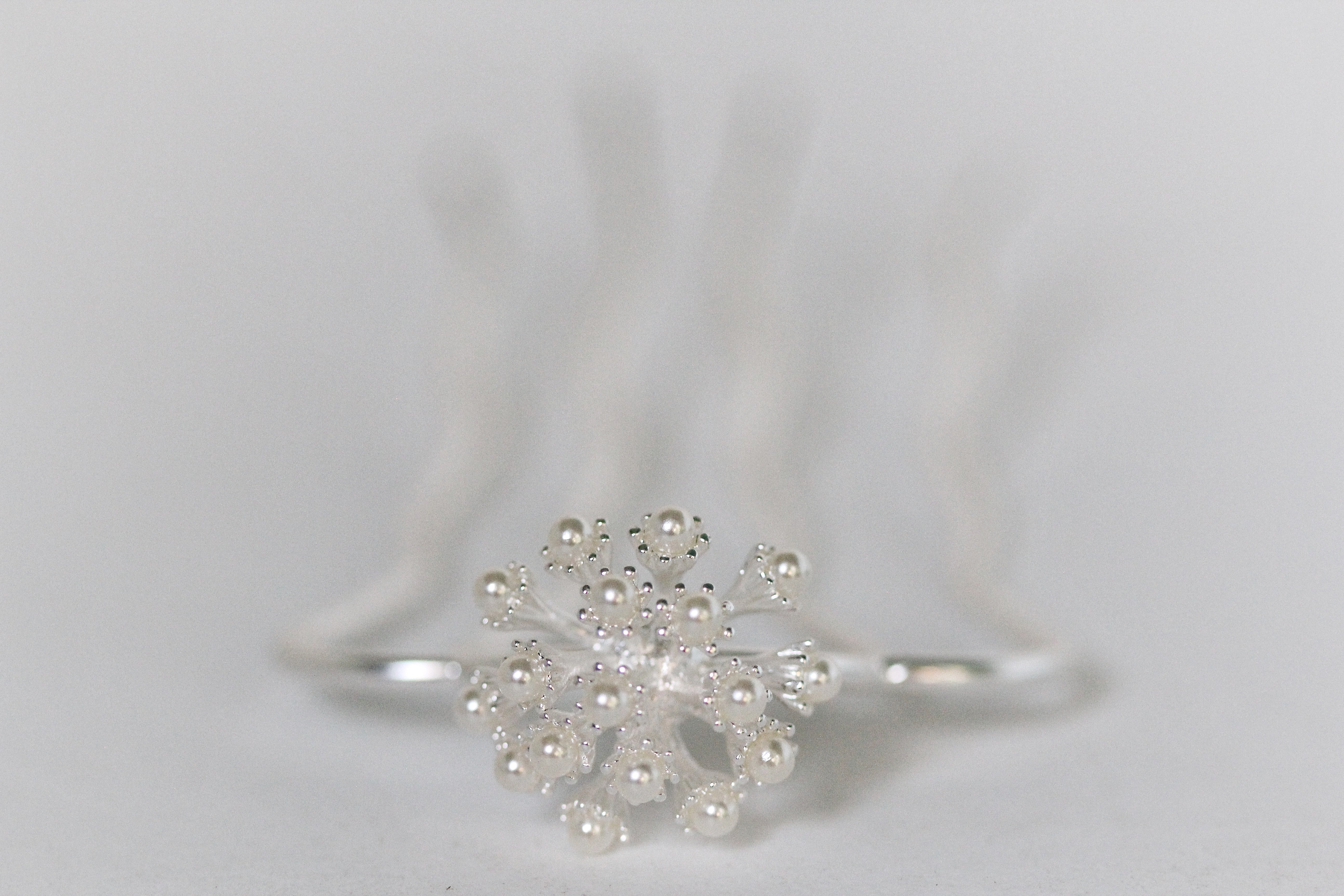 Dandelion Pearls Cluster Hair Prong