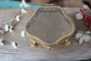 Antique Stylebuilt Claw Feet Jewelry Box