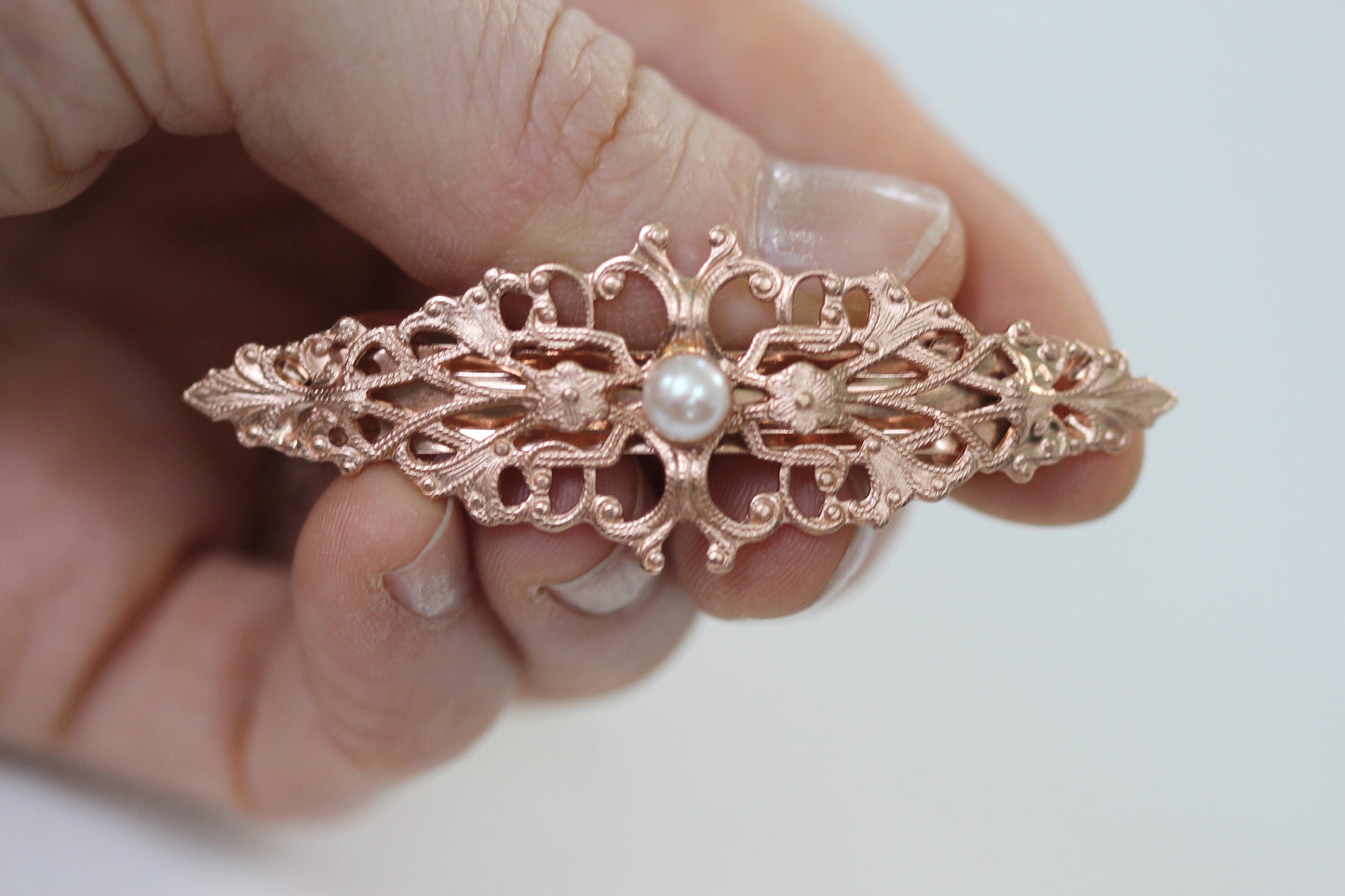 Medium Marquise Barrette