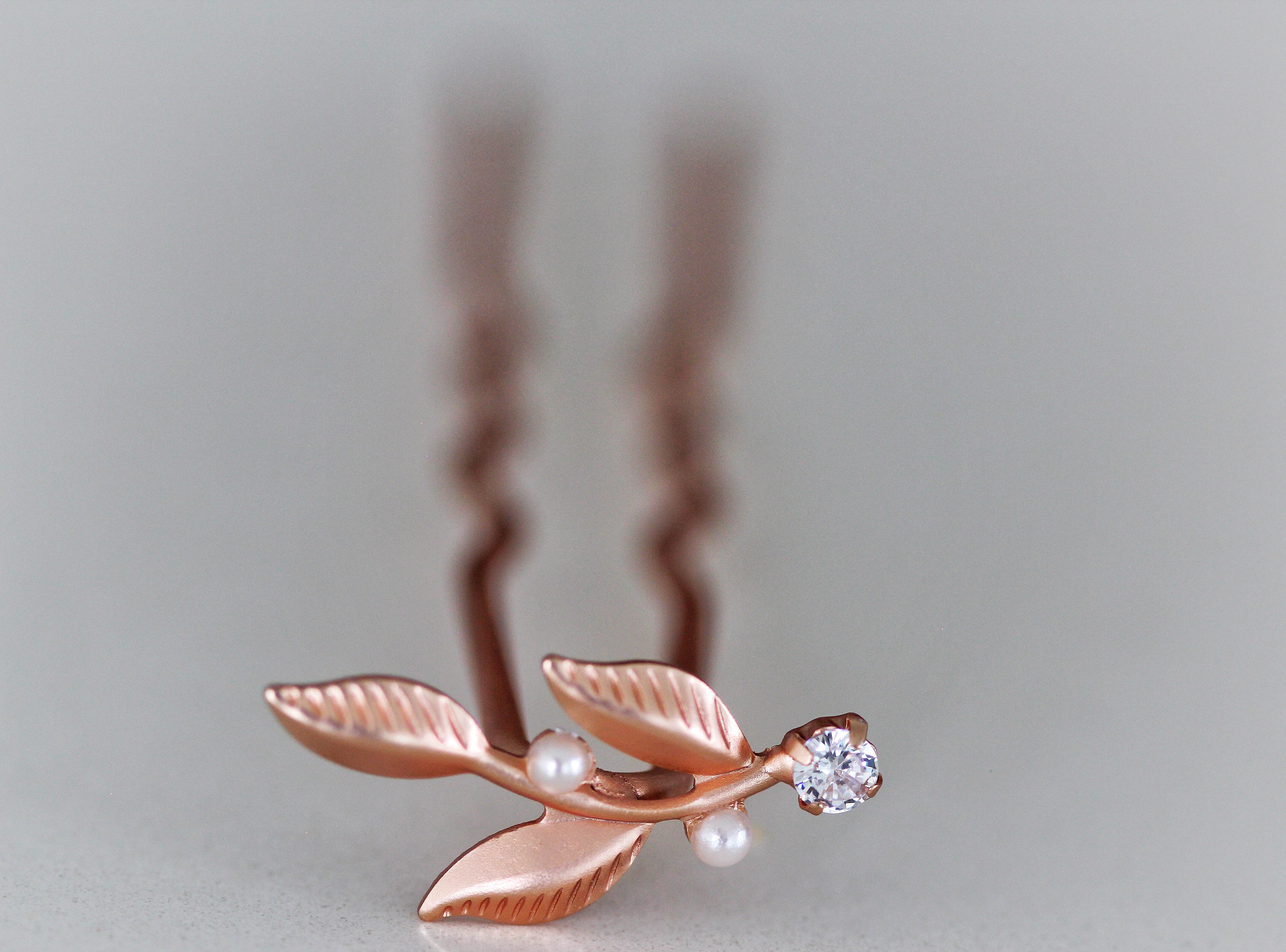 Delicate Twig, pearls & crystal Hair Prong