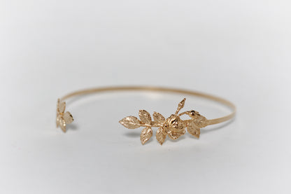 Preorder * Asymmetric Rose Floral Choker