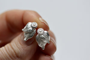 Preorder * Avery Pearls Leaves Stud Earrings