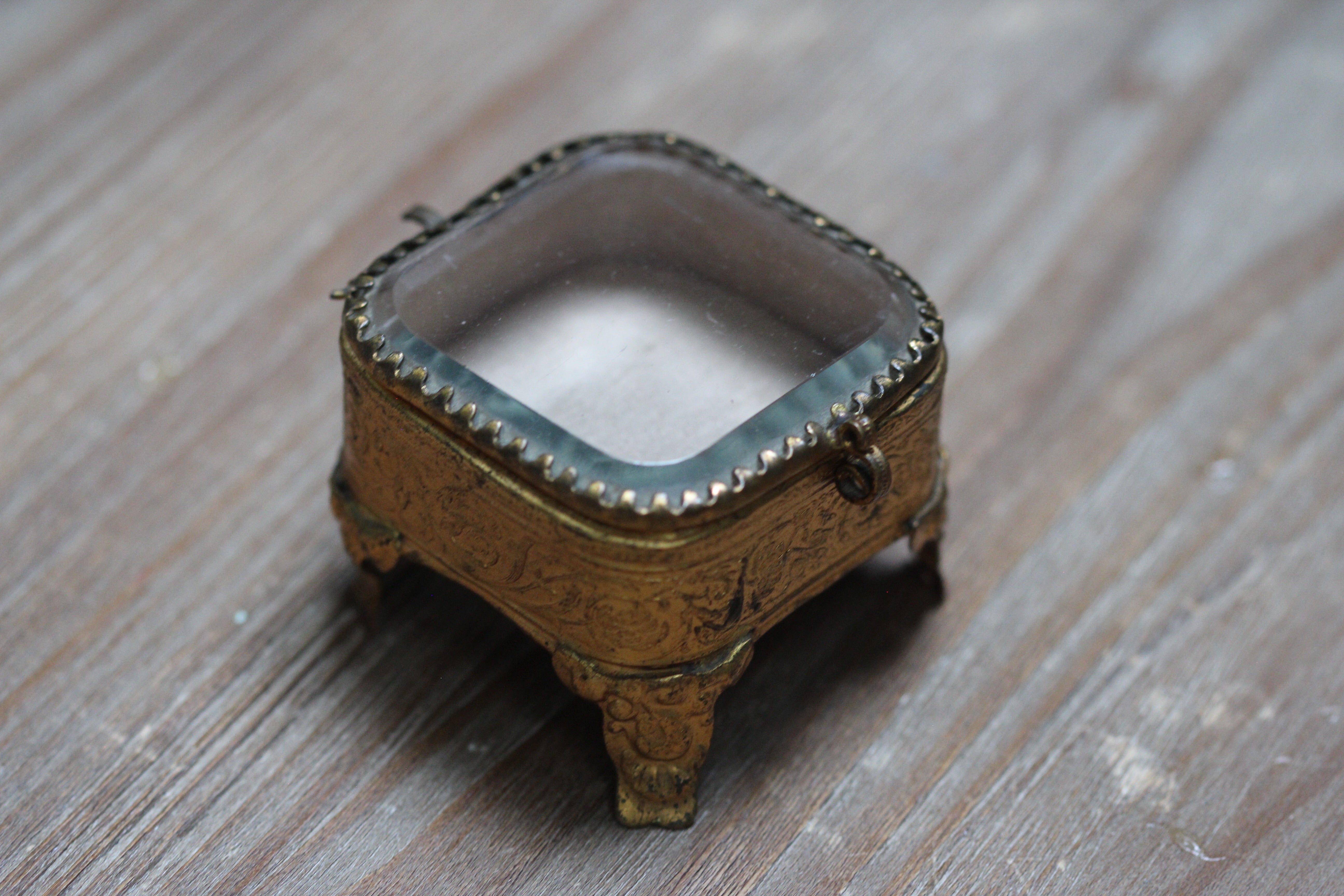 Bronze Victorian Jewelry Box