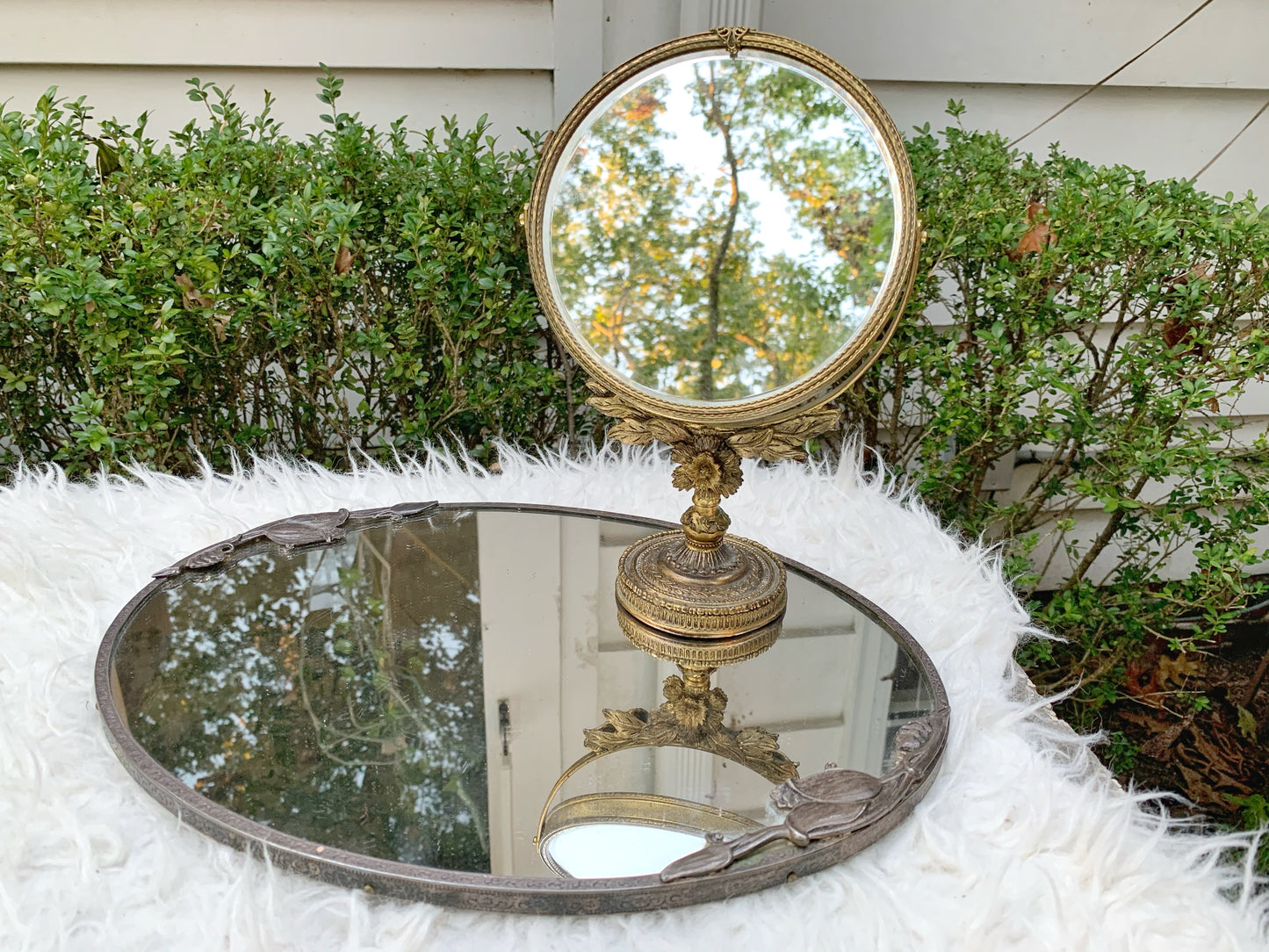 Vintage Floral Standing Vanity Mirror 2 Sided Magnifier
