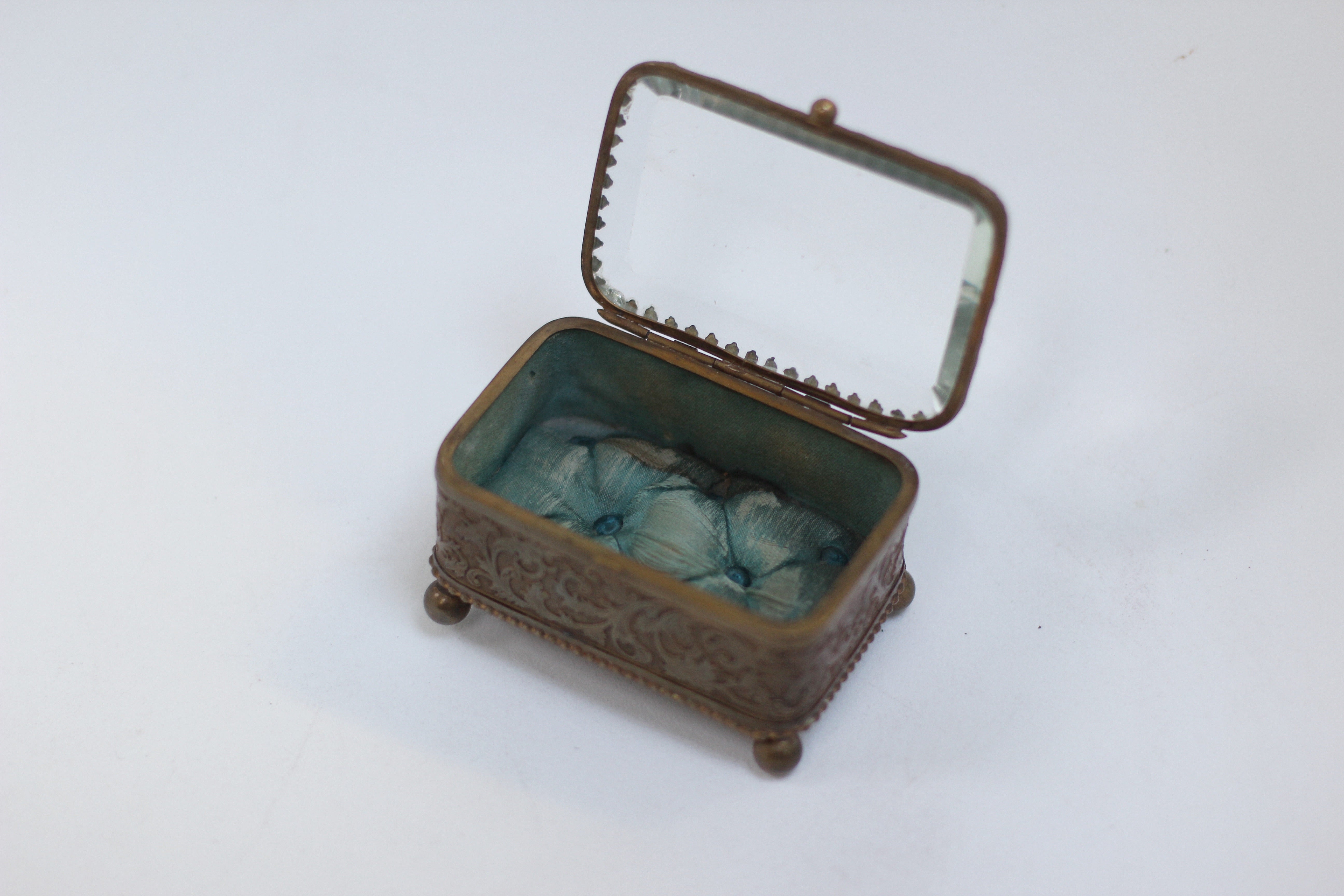 Antique Small blue tuft Jewelry Box