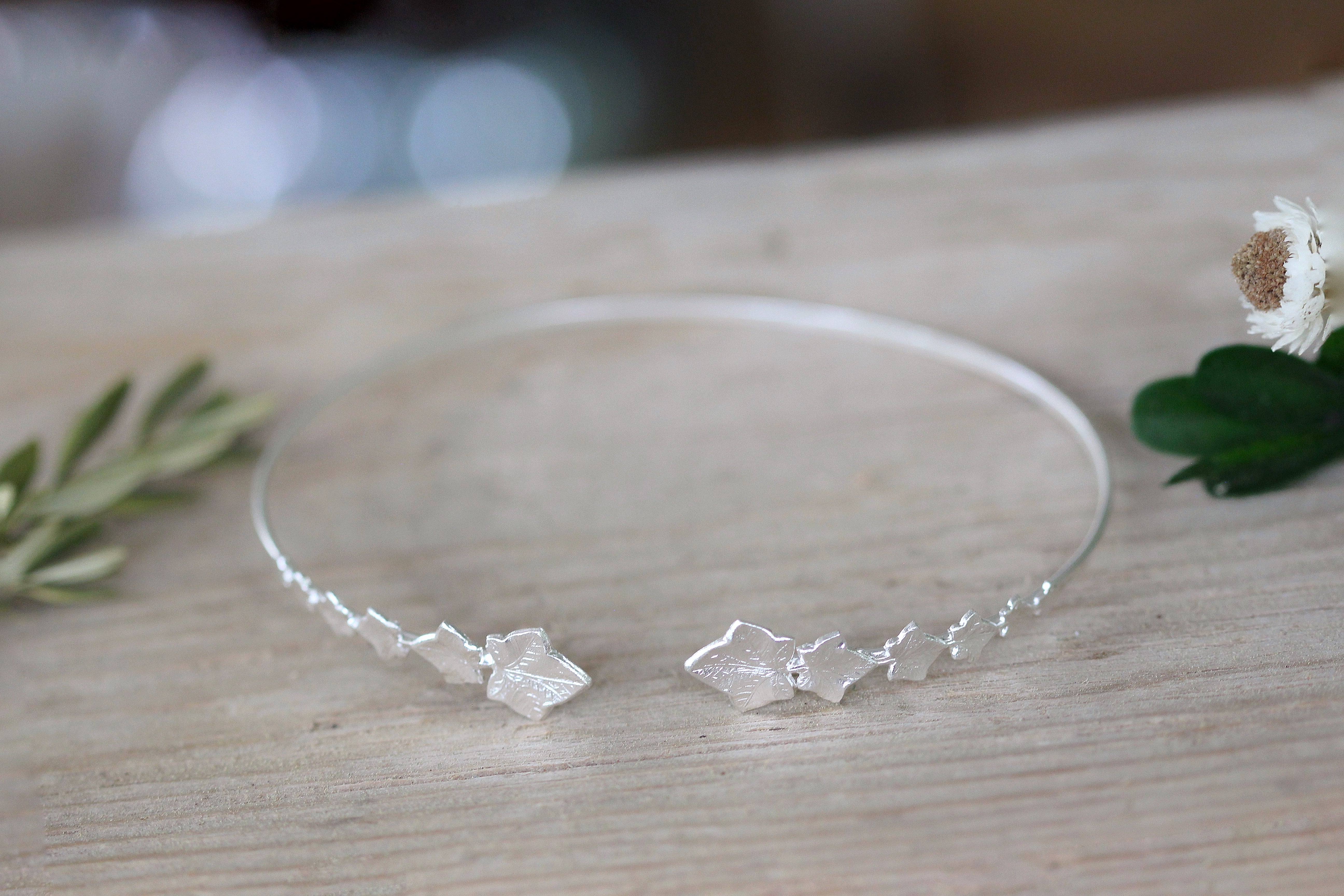 Ivy Leaves Arm Band
