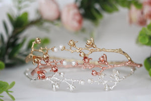 Magnolia Branch Floral Choker