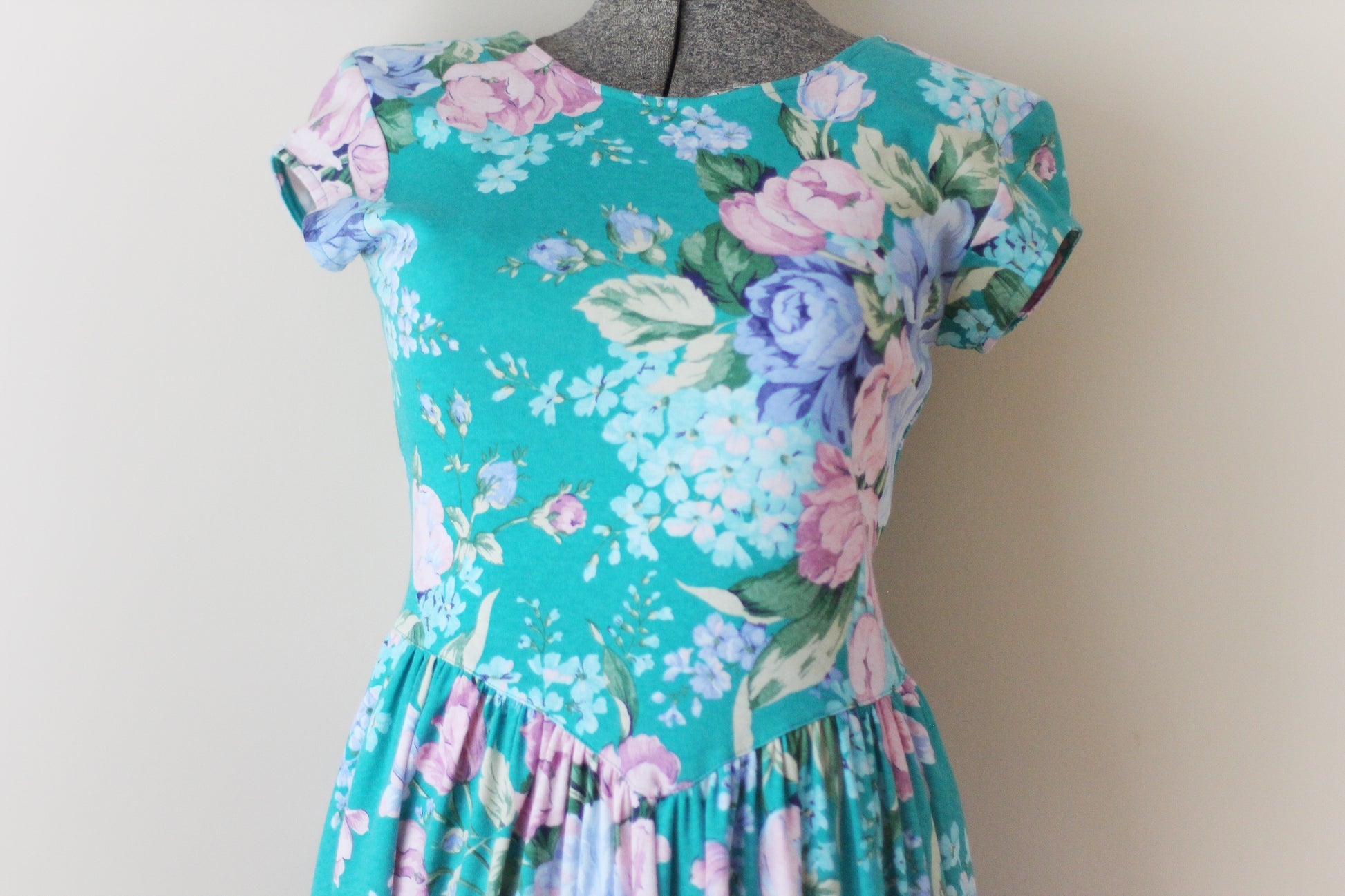 teal dress with pink flowers GREEN & PINK FLORAL MAXI DRESS L