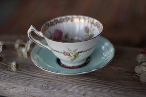Vintage Flowers Paragon & Collingwood Mix Tea Cup Set