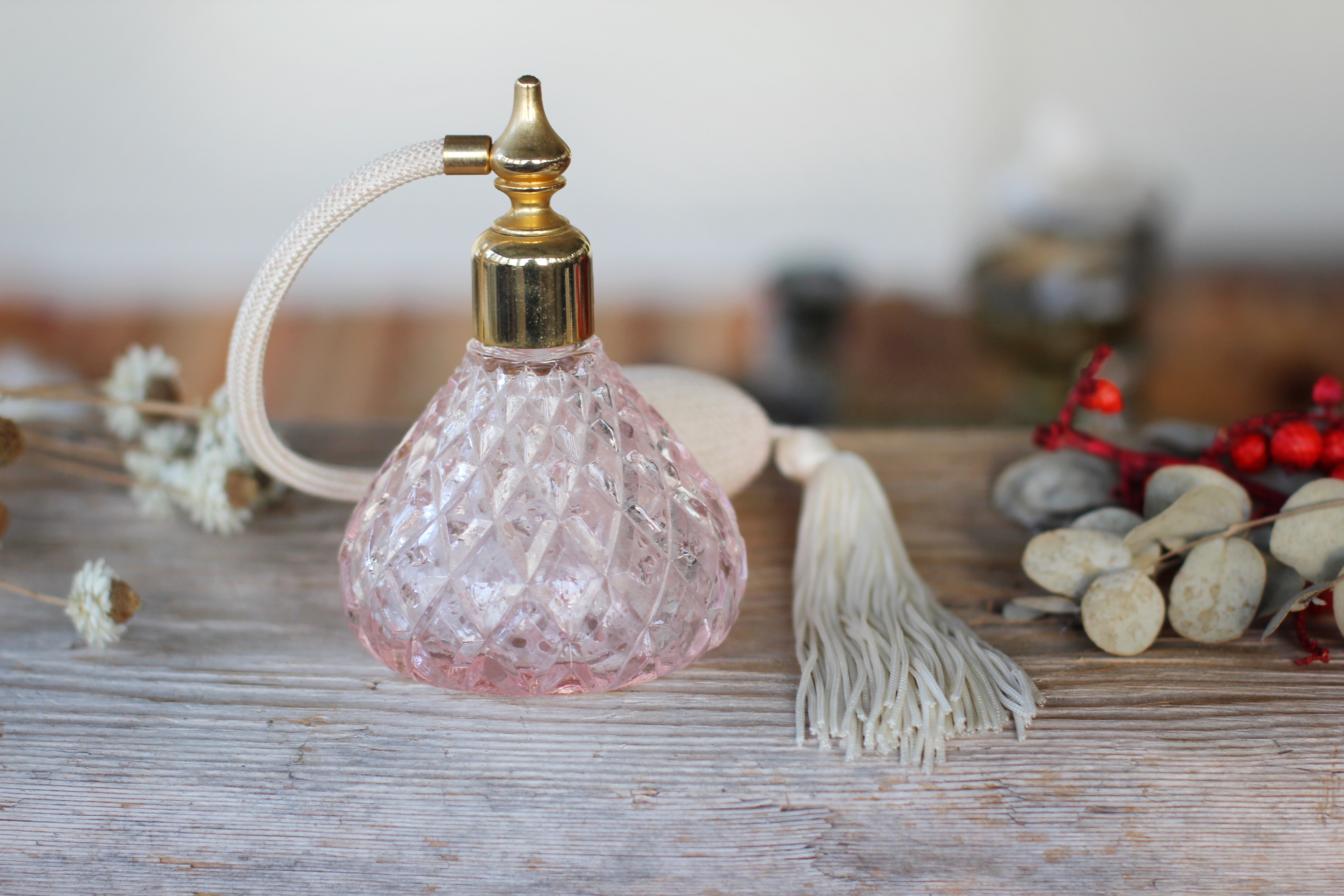 Antique Pink Long Spray Automizer Perfume Bottle