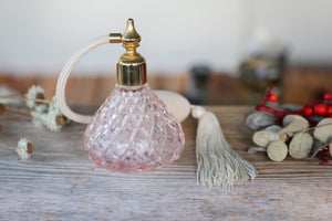 Antique Pink Long Spray Automizer Perfume Bottle