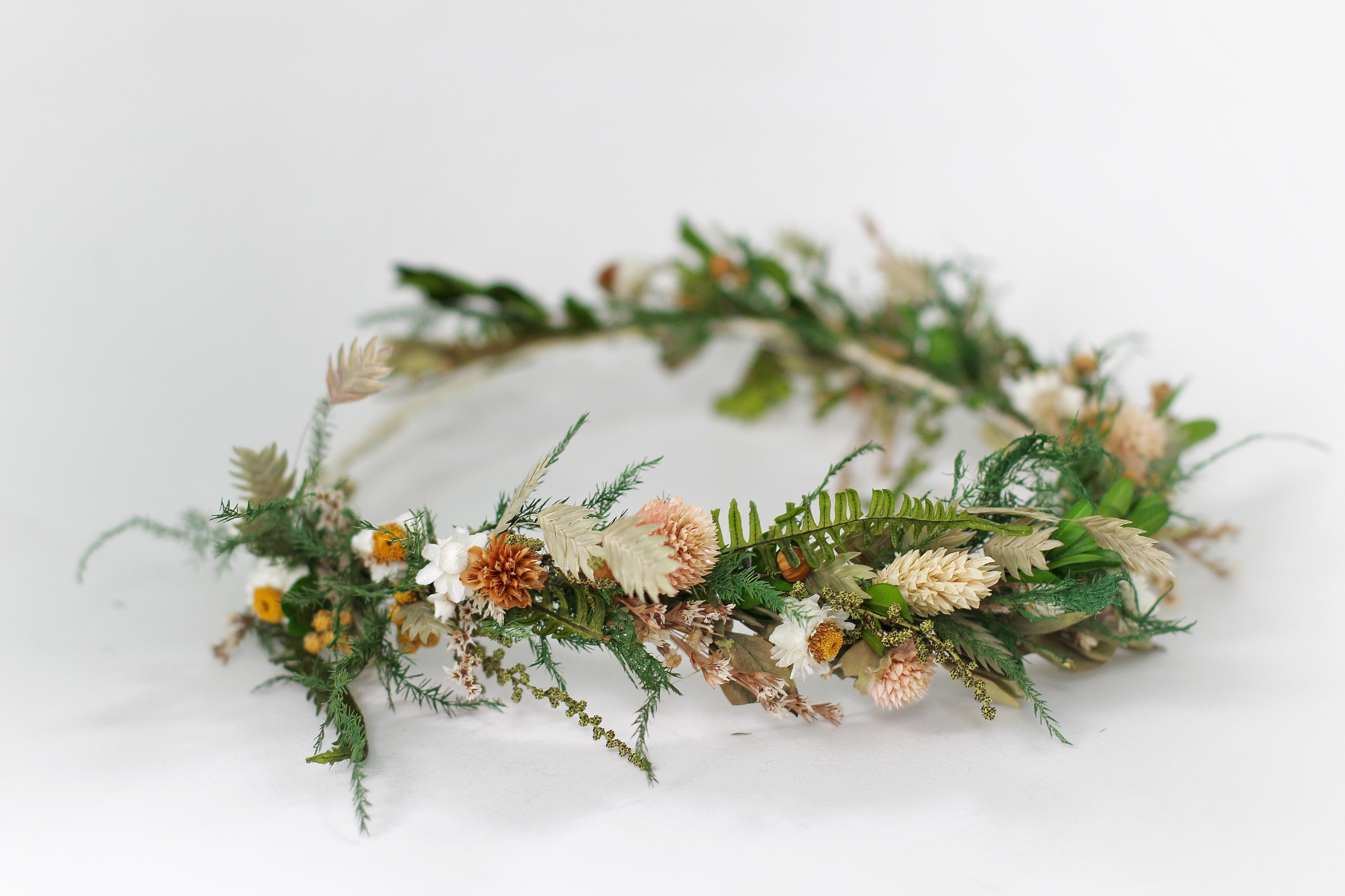 Preorder * Dried Blooming Eucalyptus Daisy Wreath